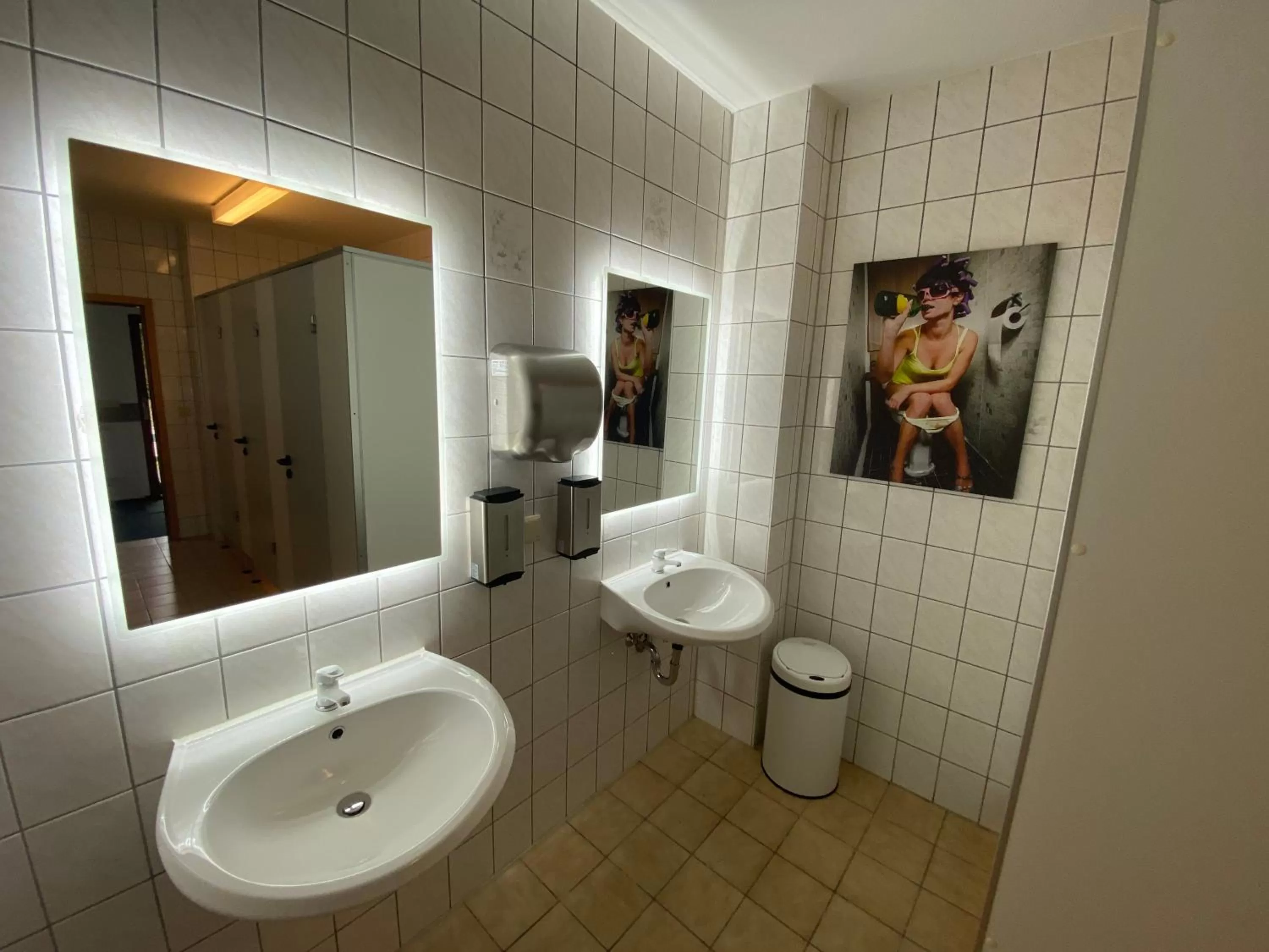 Toilet in Hotel Bielatal