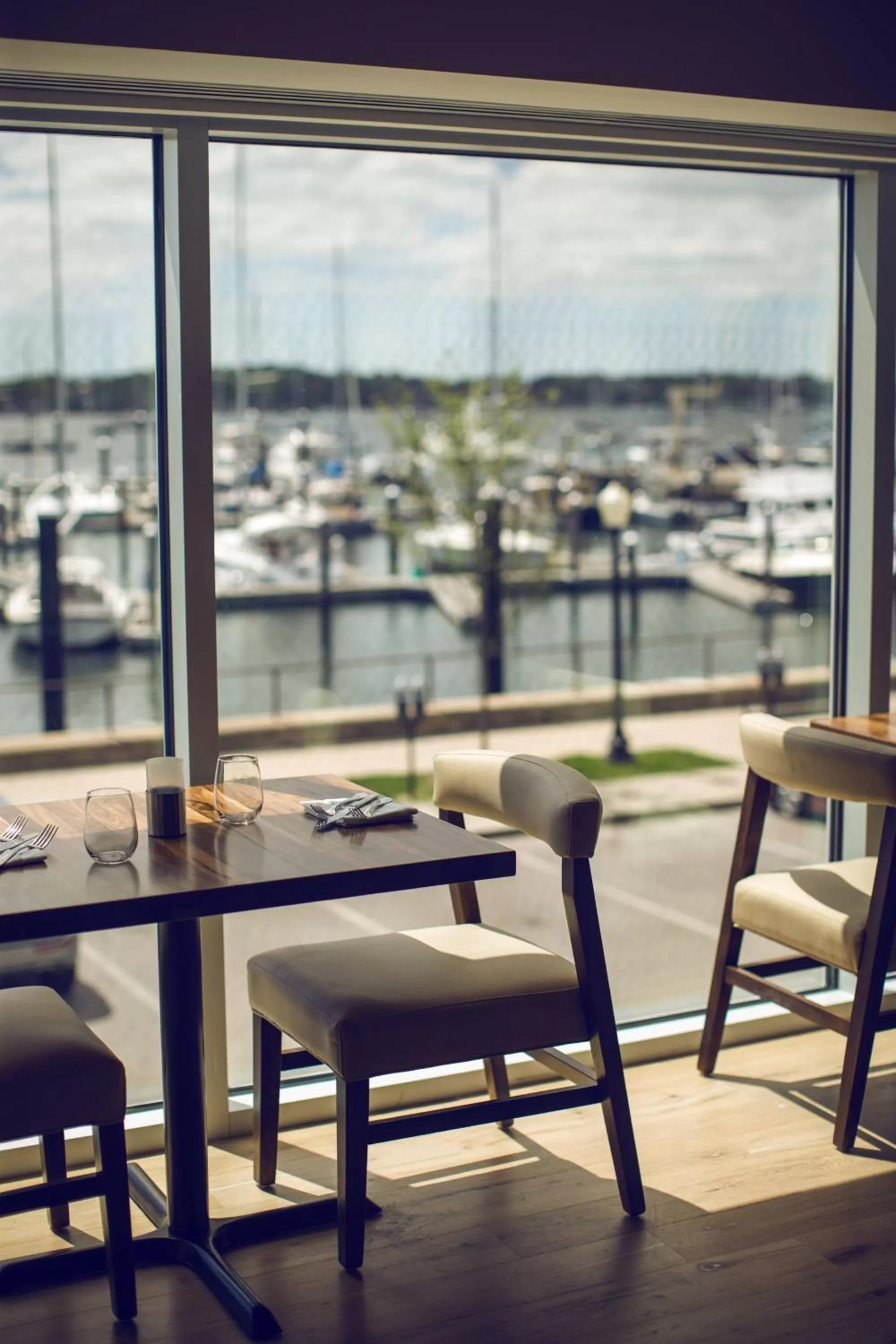Restaurant/places to eat in Newport Marriott Hotel & Spa