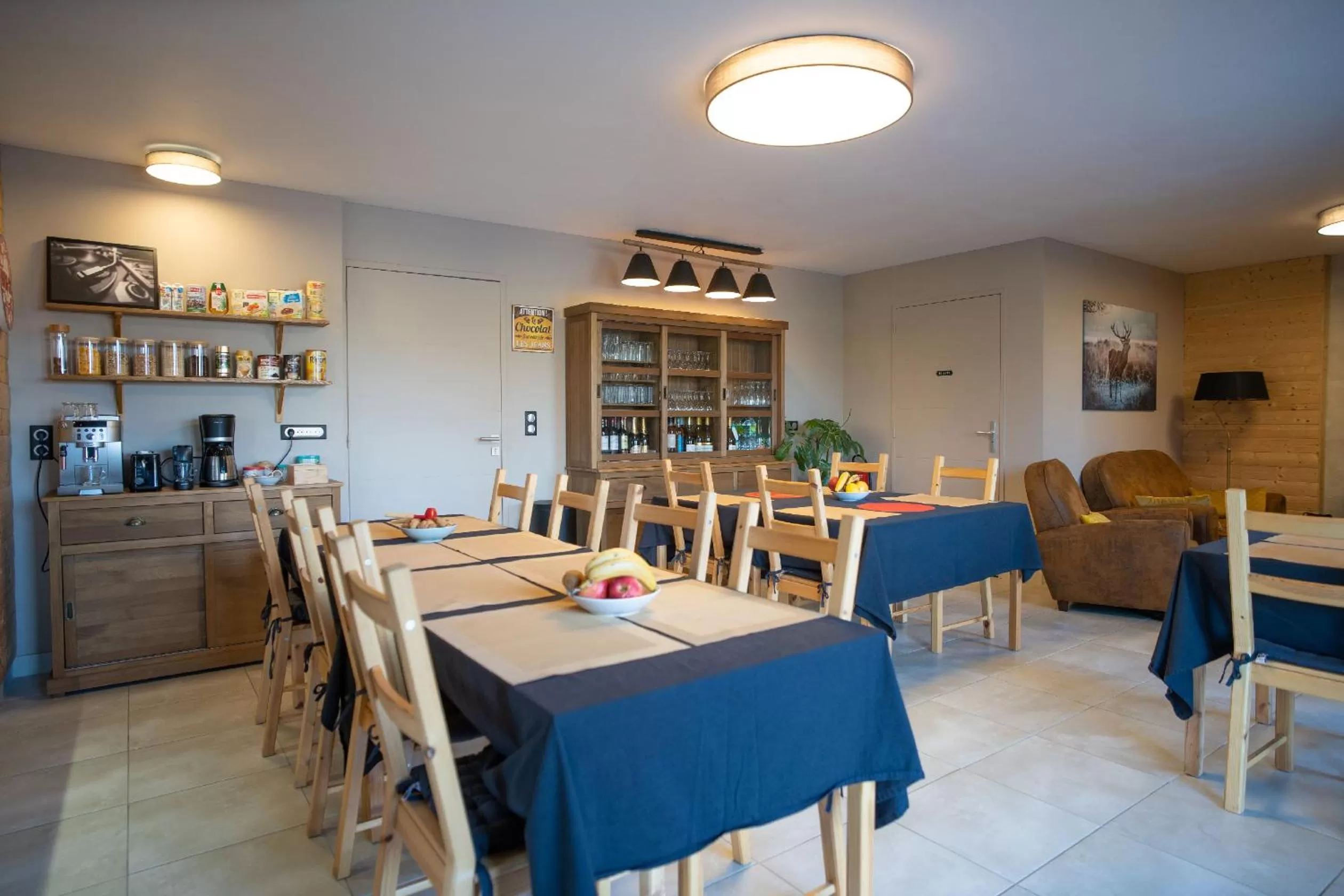 Seating area in Le jardin des 4 saisons