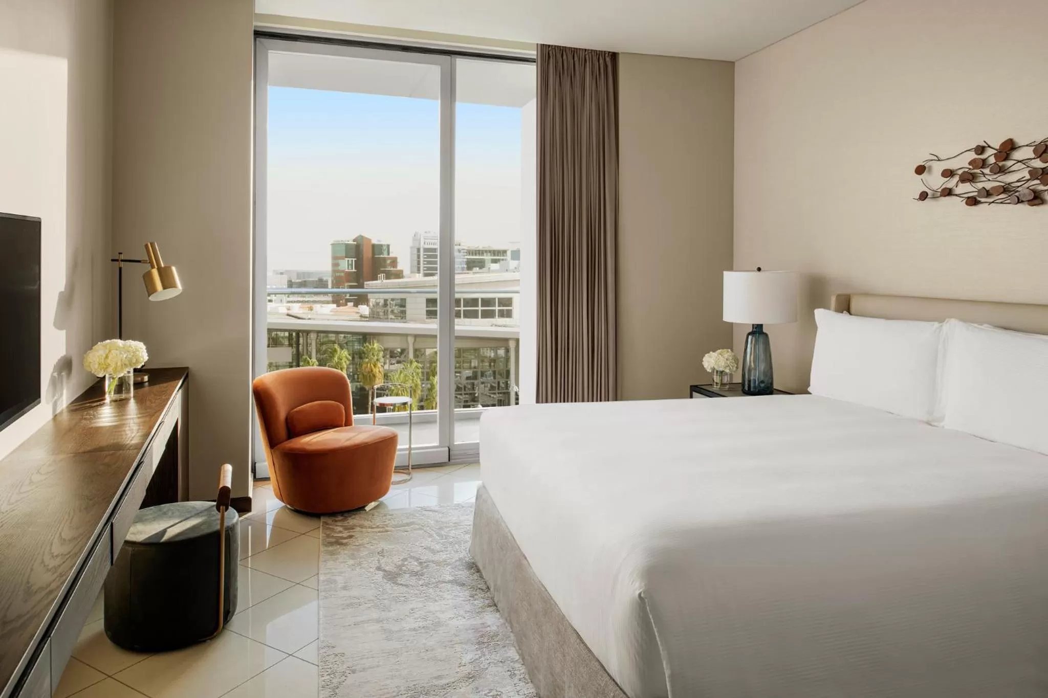 Bedroom, Bed in InterContinental Residence Suites Dubai Festival City by IHG