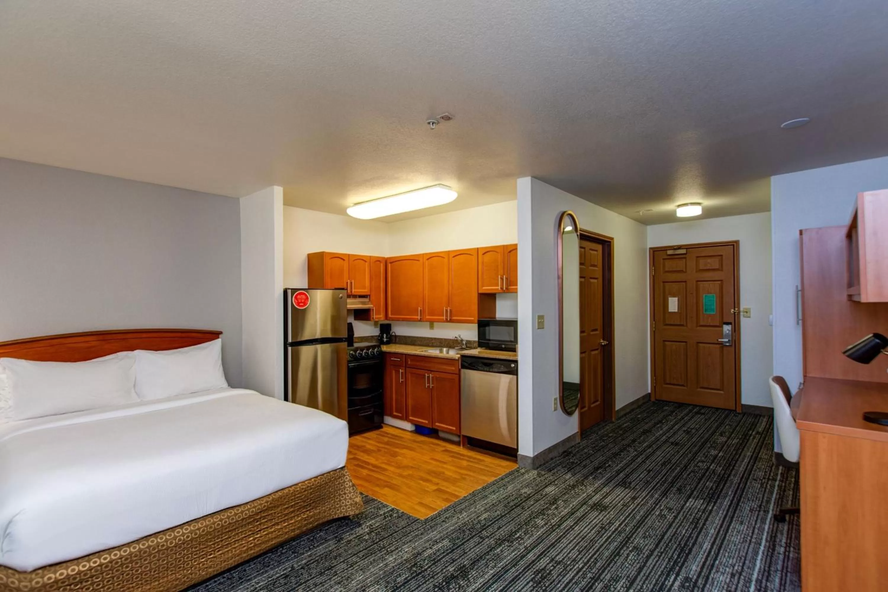 Bedroom, Bed in TownePlace Suites Colorado Springs