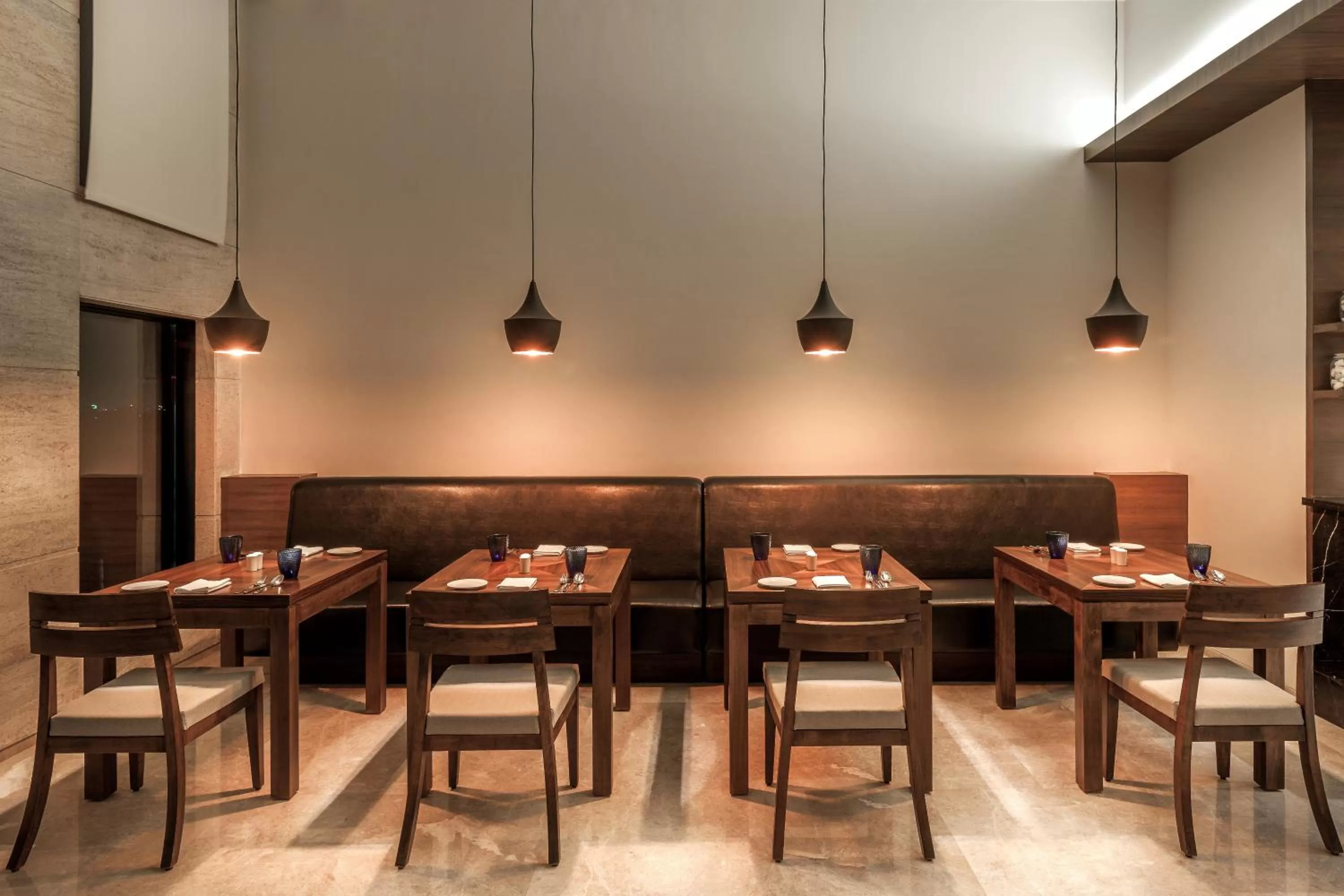 Restaurant/places to eat in Hyatt Raipur