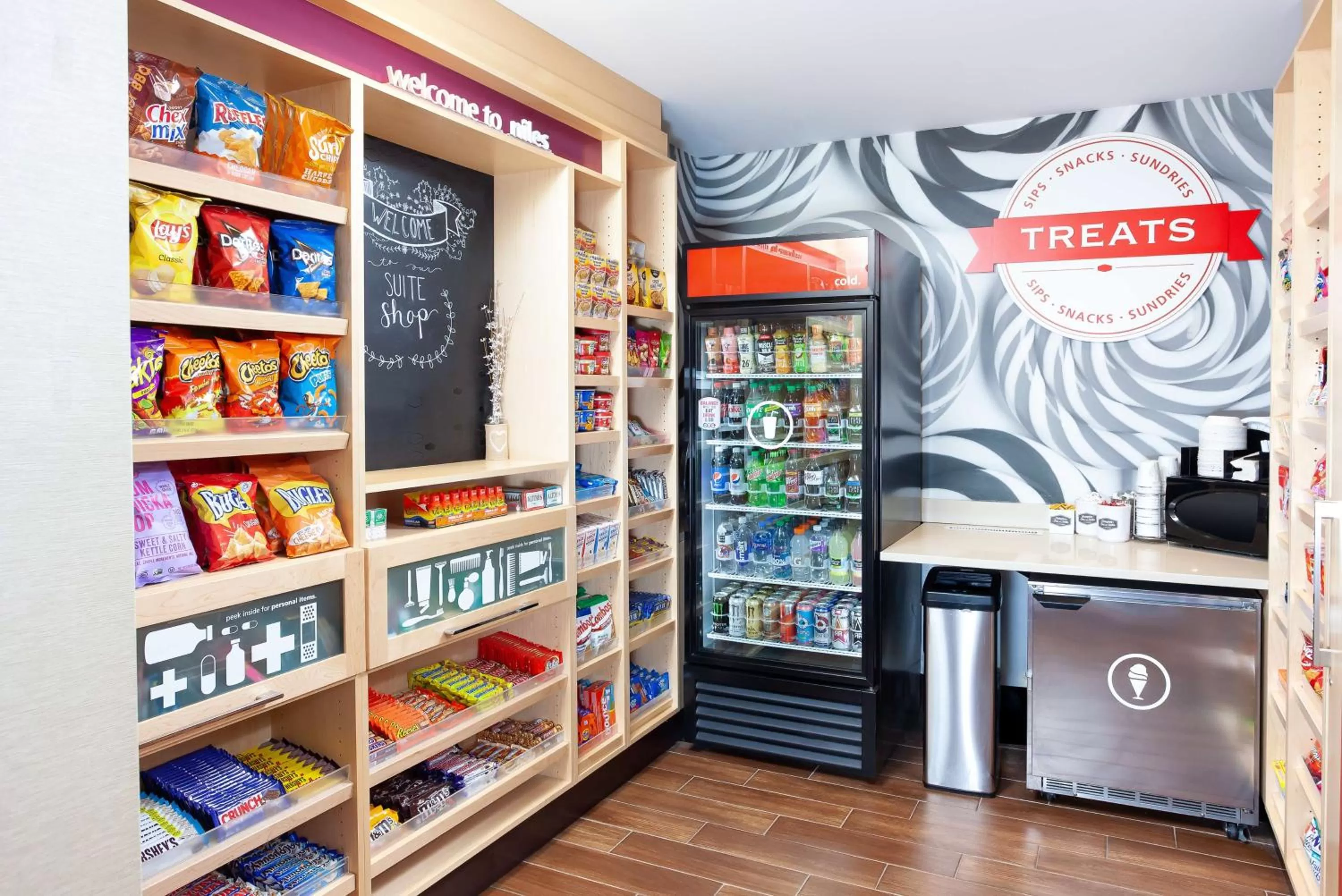 On-site shops in Hampton Inn & Suites Niles/Warren, OH