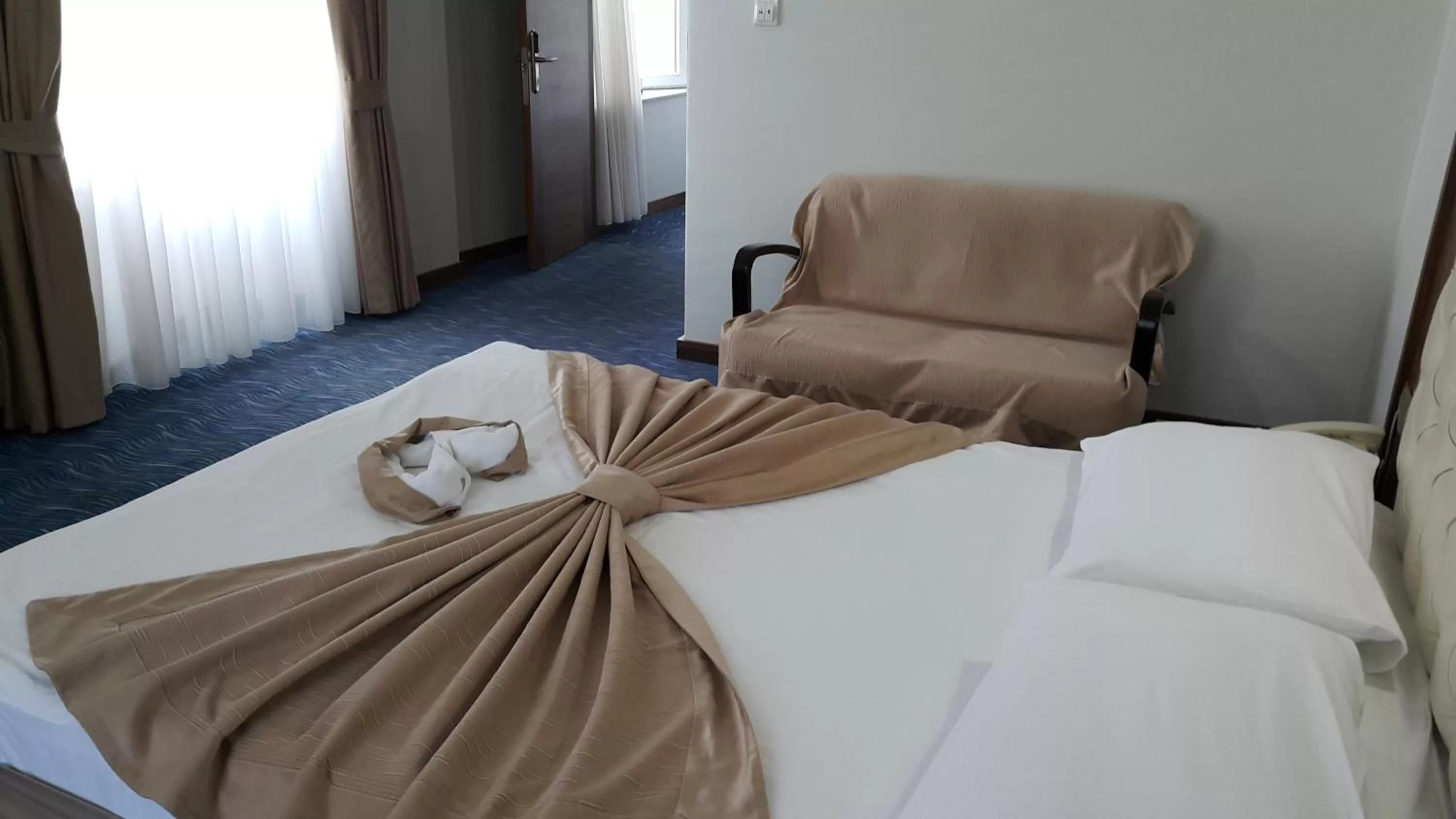 TV and multimedia, Bed in Miroglu Hotel