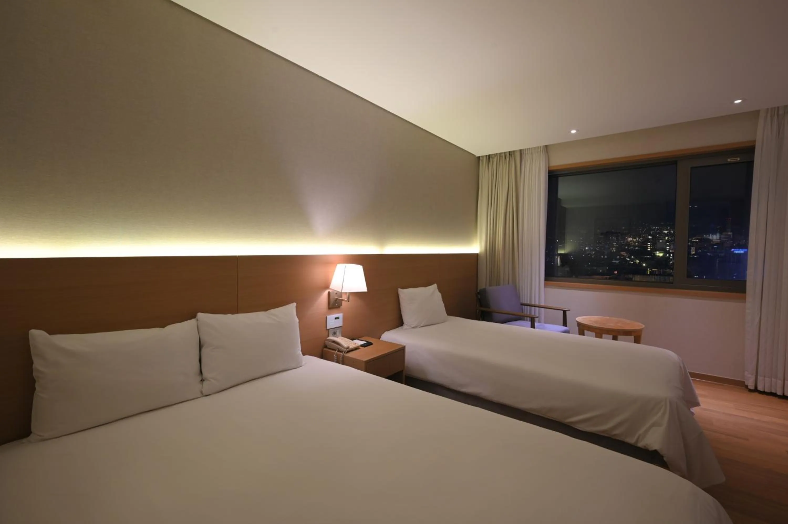 Photo of the whole room, Bed in Astar Hotel
