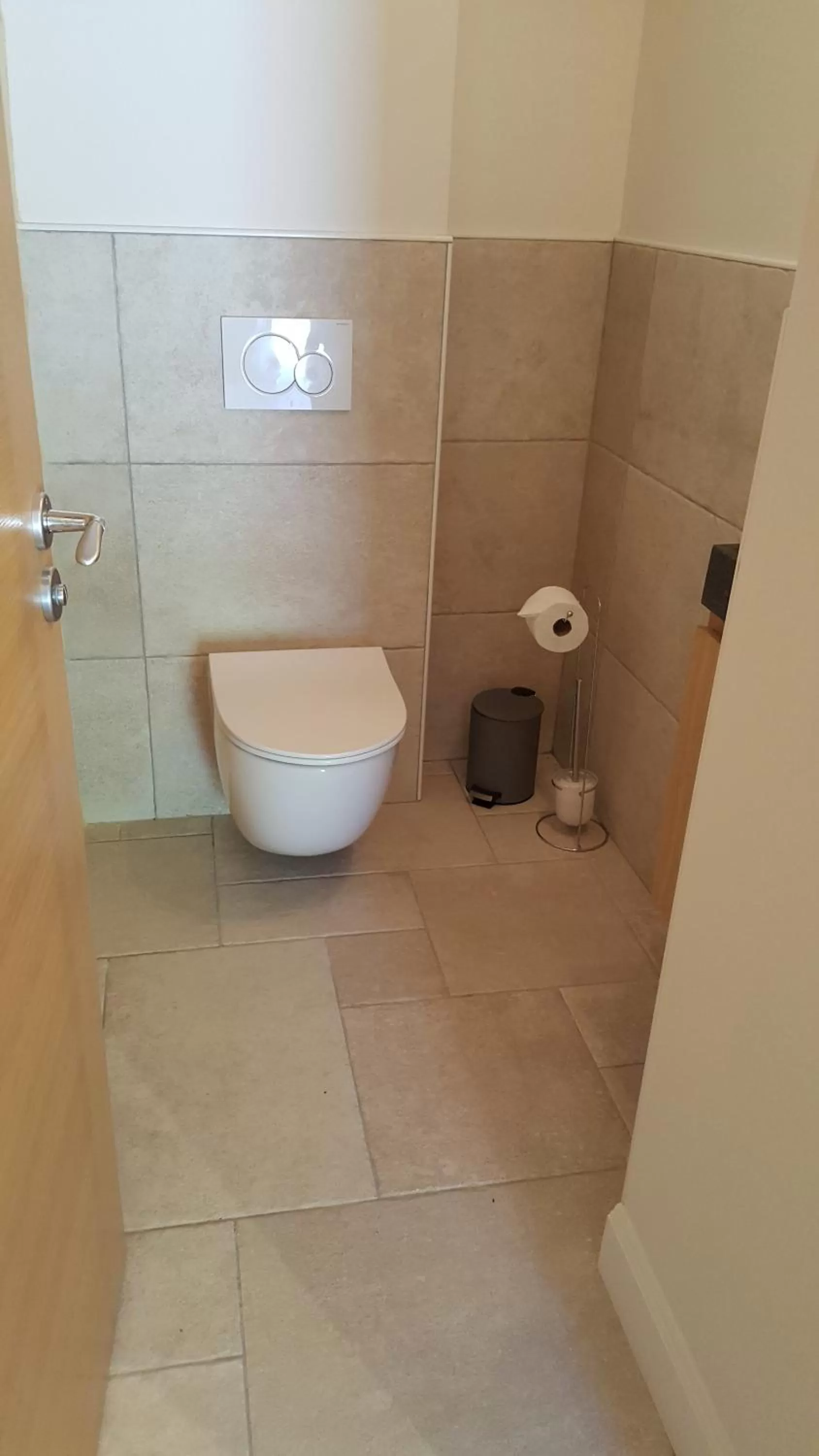 Toilet in La Manilau