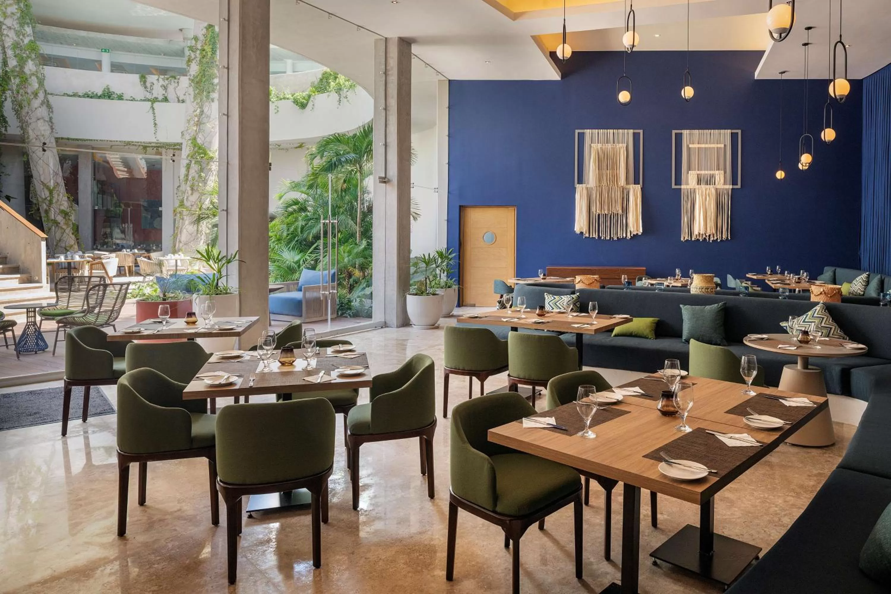 Restaurant/places to eat in Hilton Garden Inn Cancun Airport