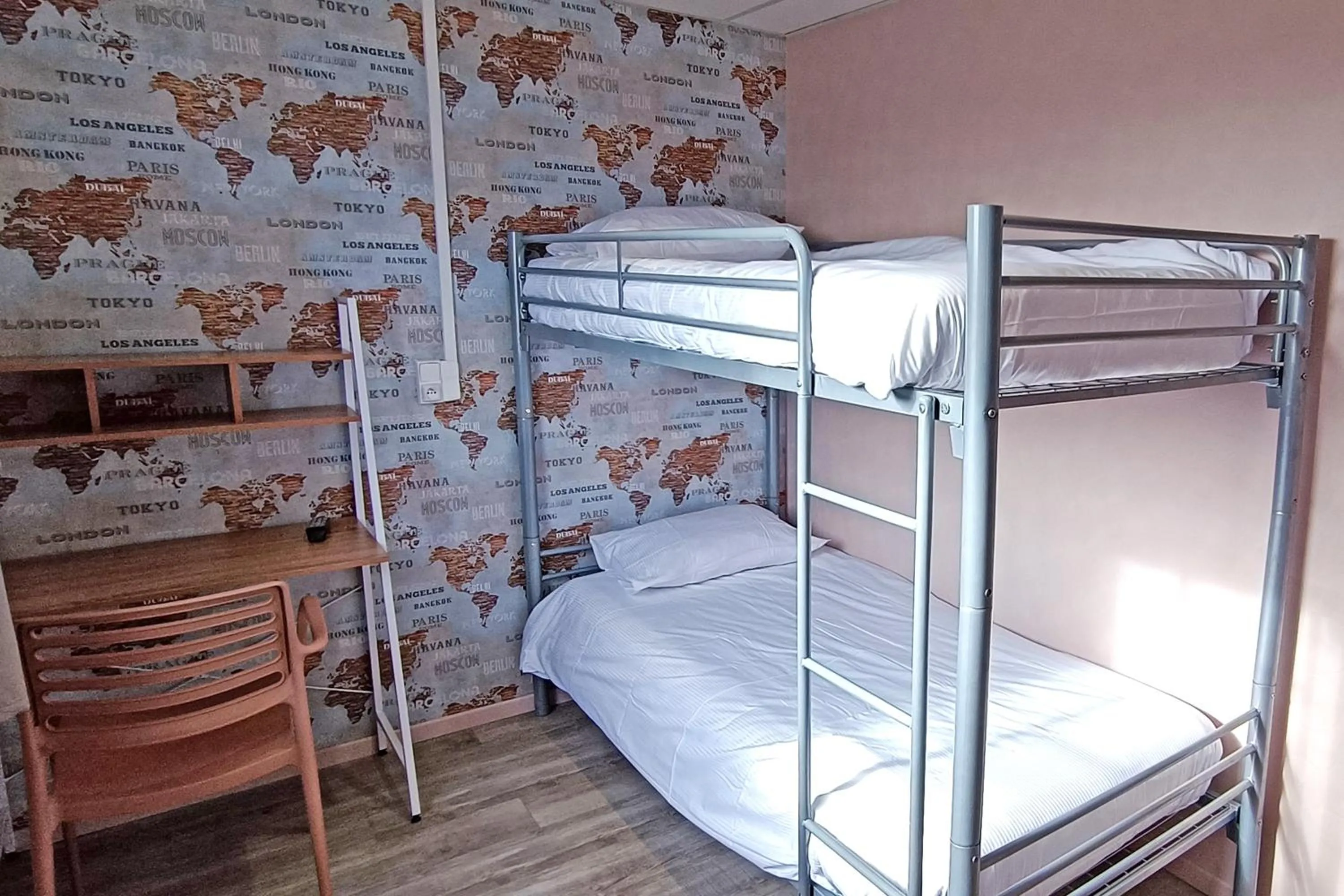 Photo of the whole room, Bed in The Originals Access, Hôtel les Iris, Berck-sur-Mer