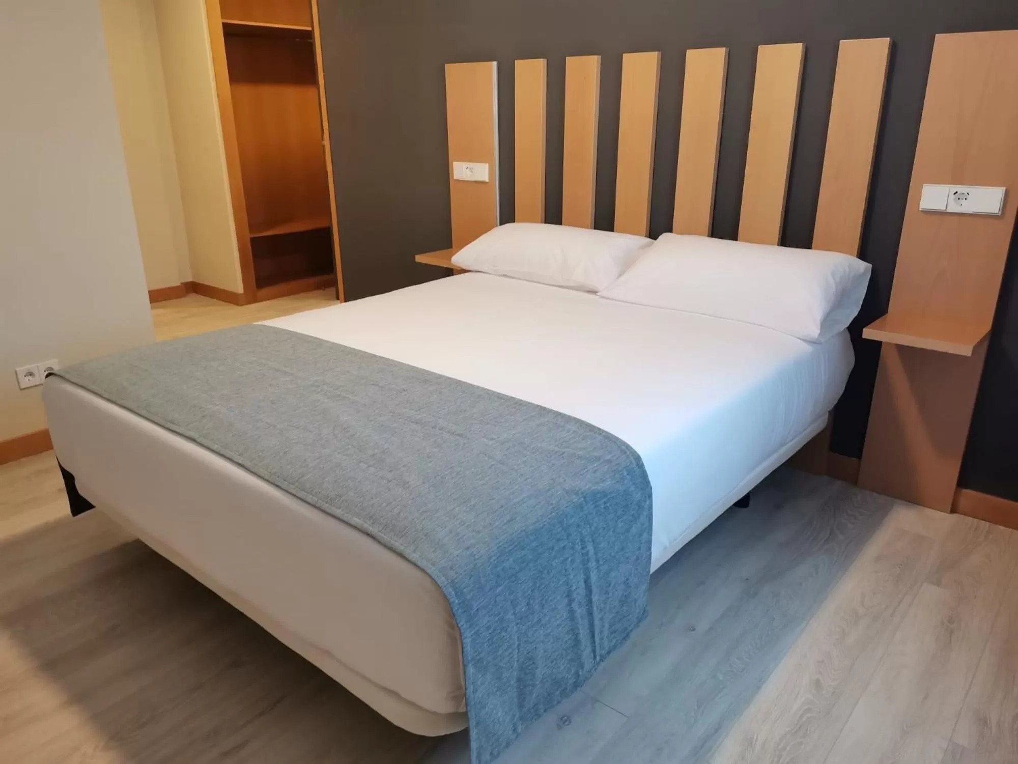 Bed in Smart Hotel La Sagra