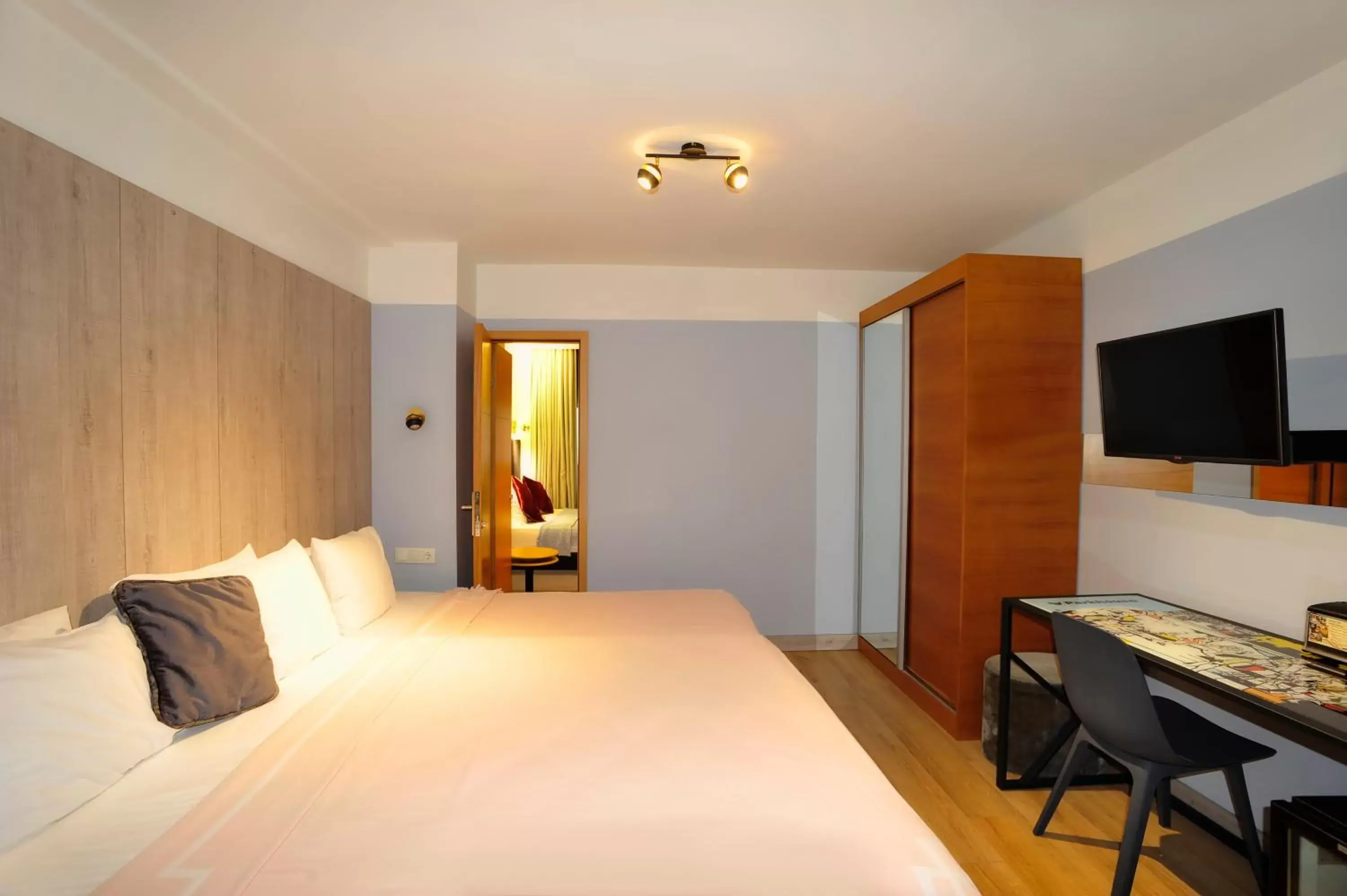 Standard Double or Twin Room- No View in Parkhouse Hotel & Spa Standard Double or Twin Room- No View in Parkhouse Hotel & Spa