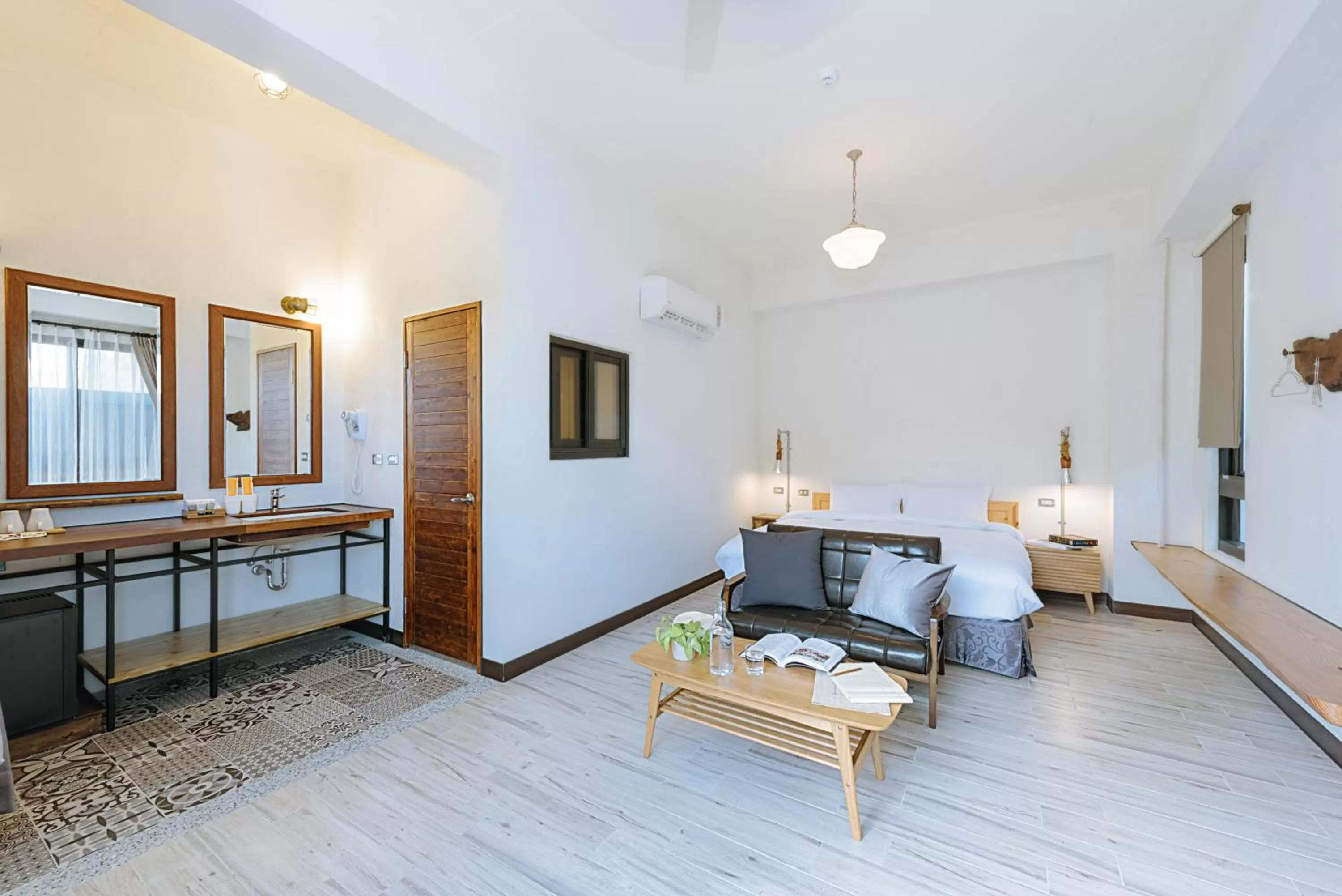 Photo of the whole room in Chillax Inn B&B