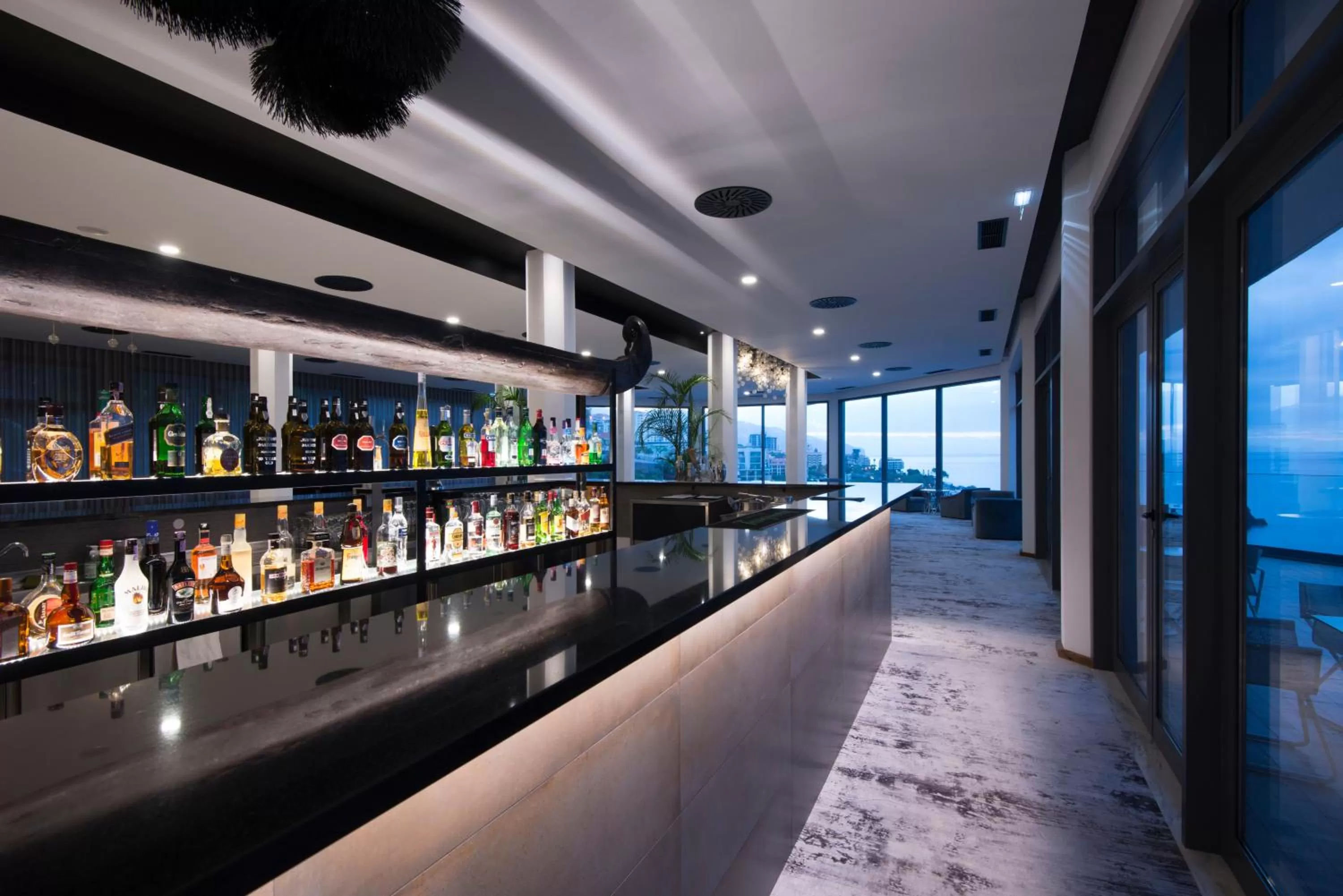 Lounge or bar in Hotel Baia Azul