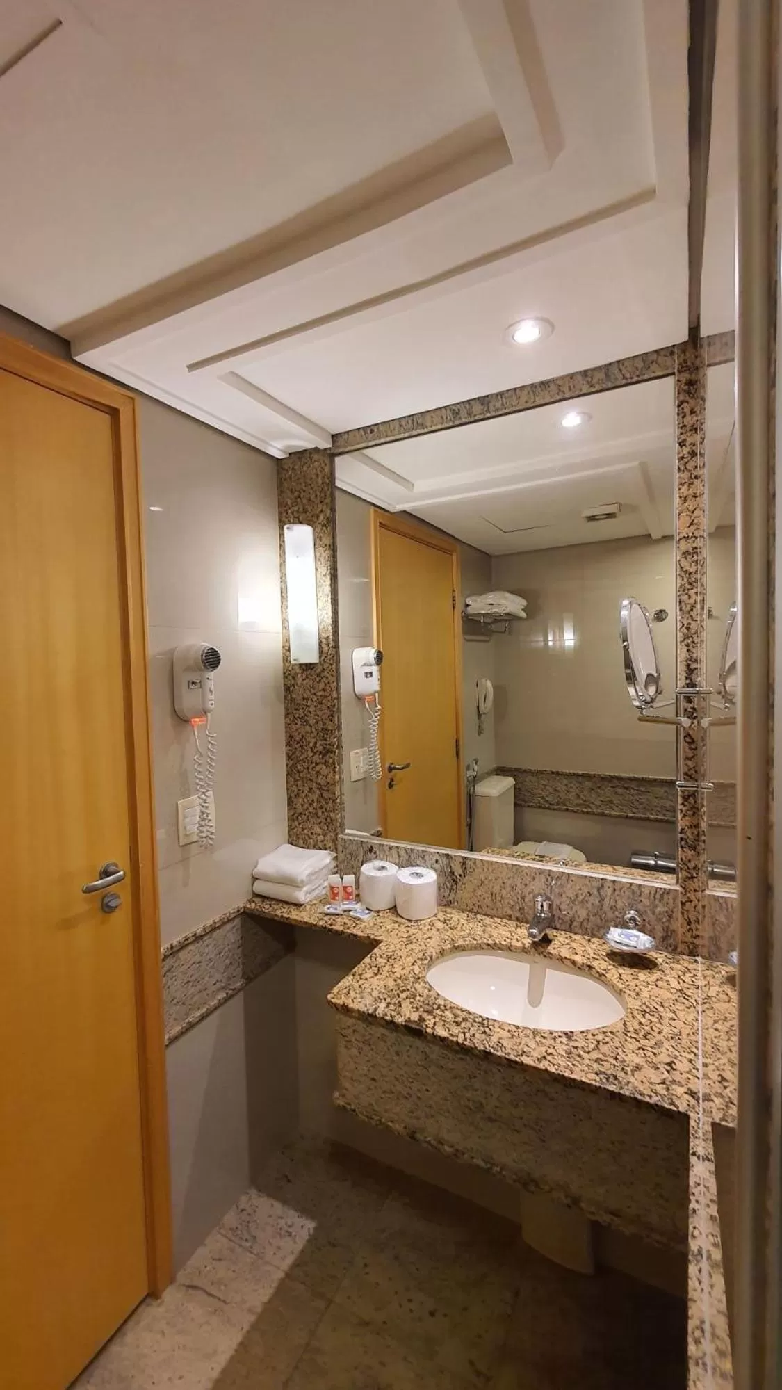 Bathroom in Lets Idea Brasília Hotel