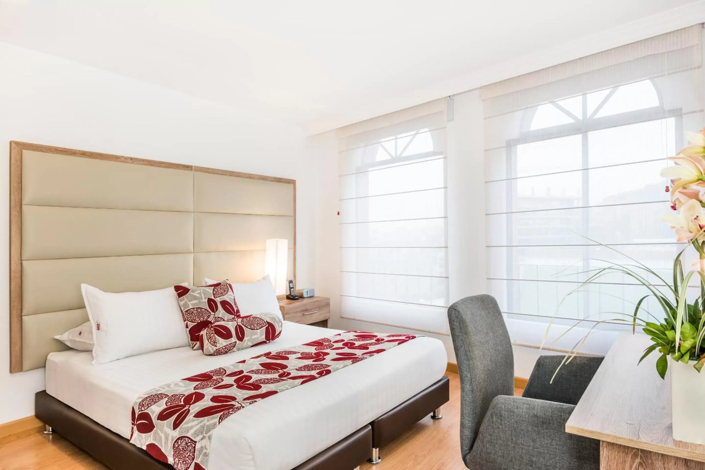 Standard Double Room in Hotel Hill House Usaquén Standard Double Room in Hotel Hill House Usaquén