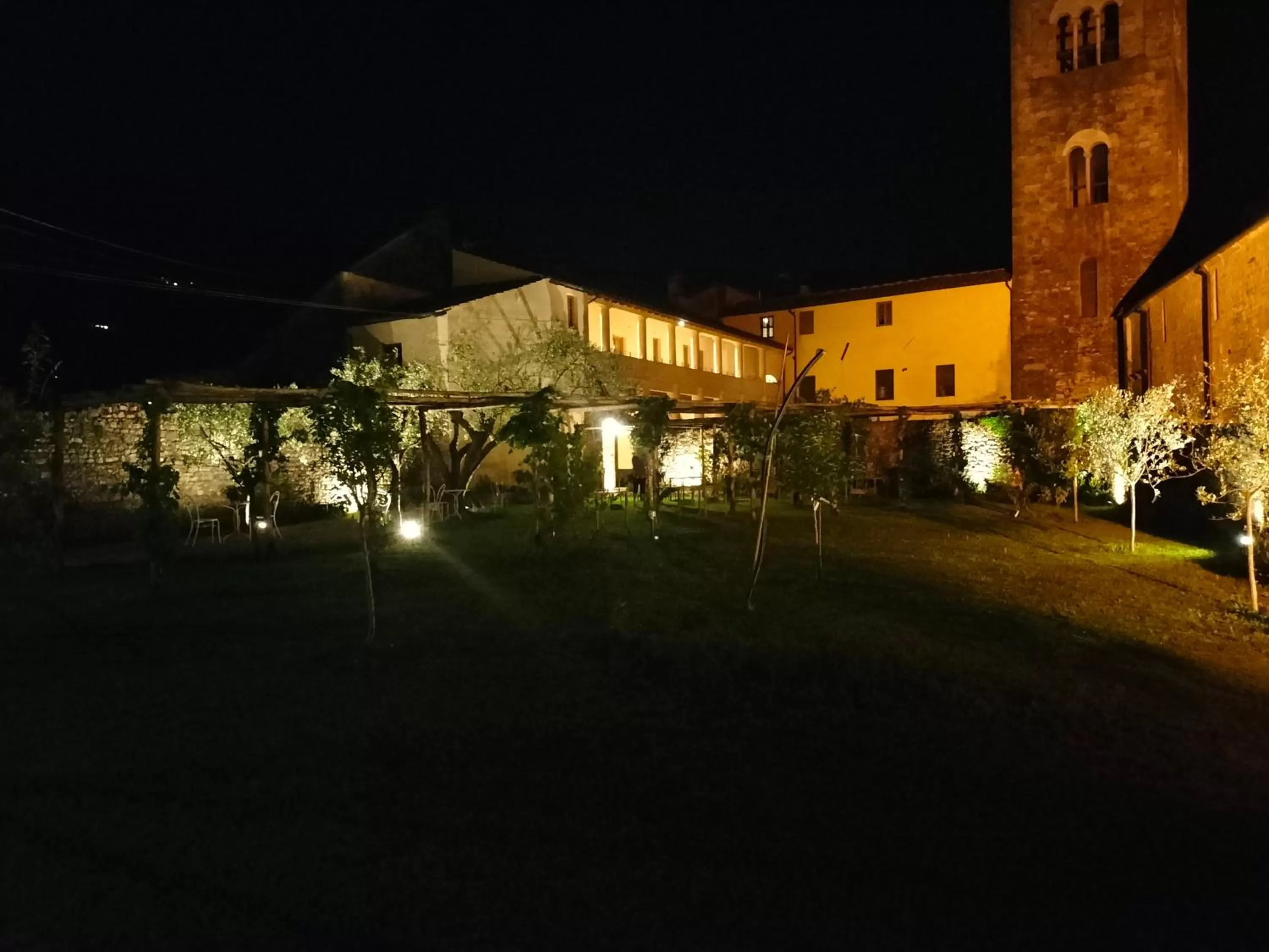 Garden view in Badia Giulia Prestigious Historical B&B, Camaiore - Adults Only - No Pets