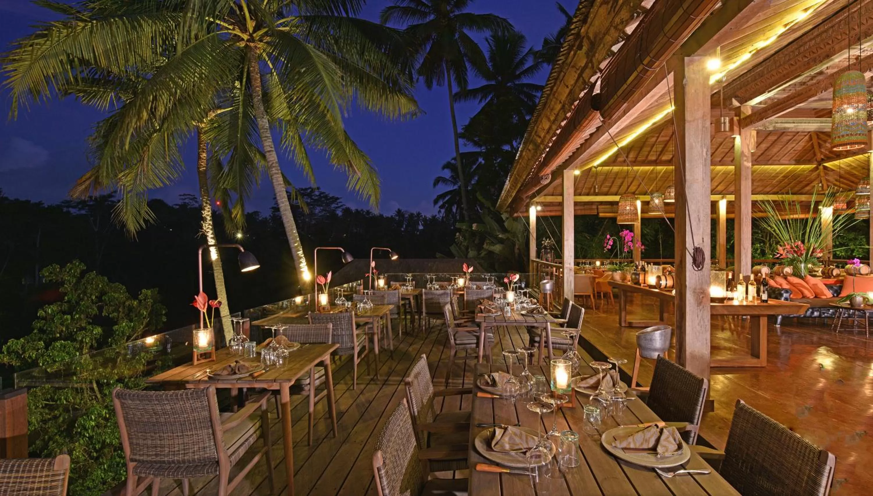 Restaurant/places to eat in Chapung Sebali Resort