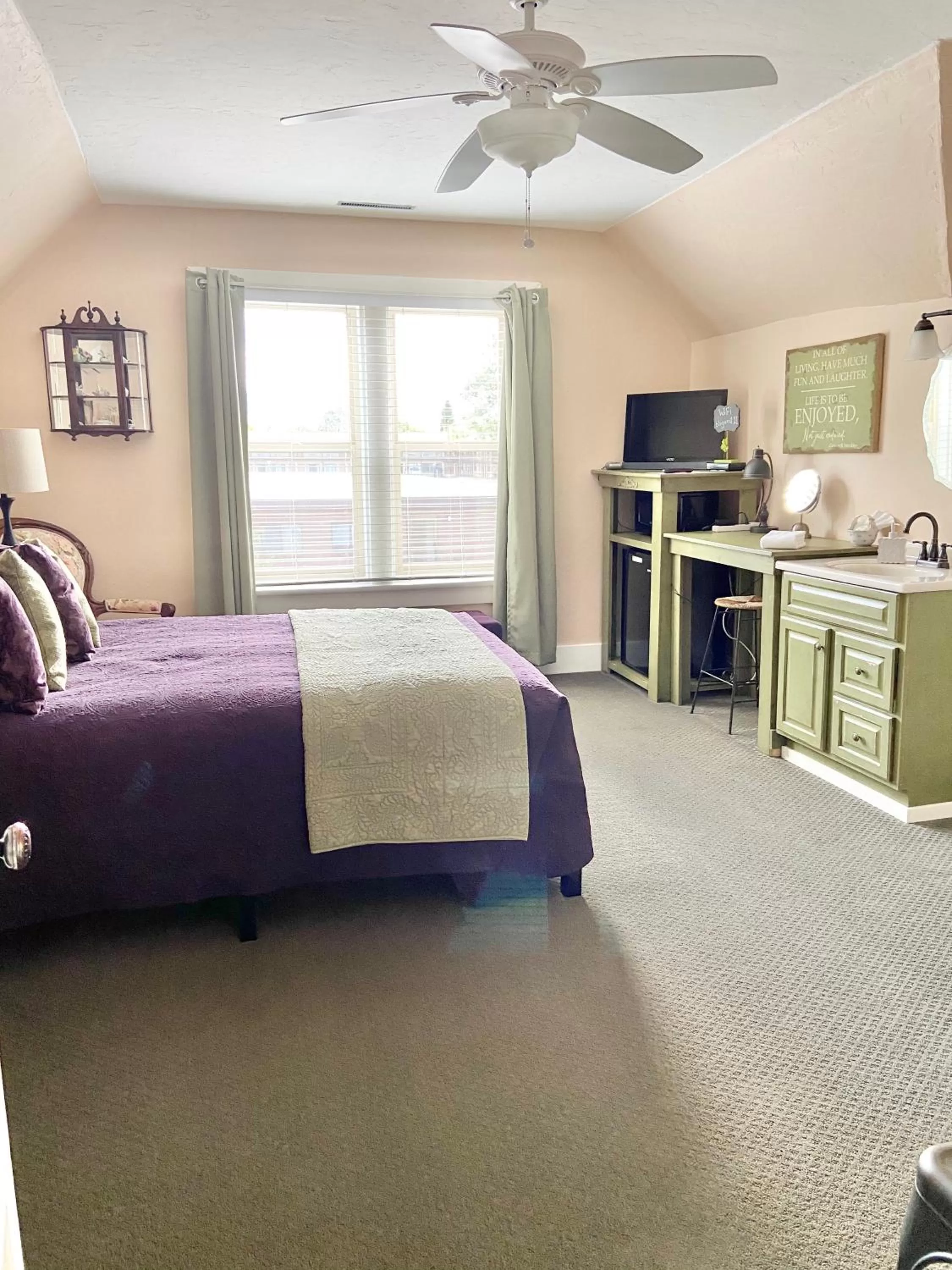 Bedroom, Bed in The Panguitch House