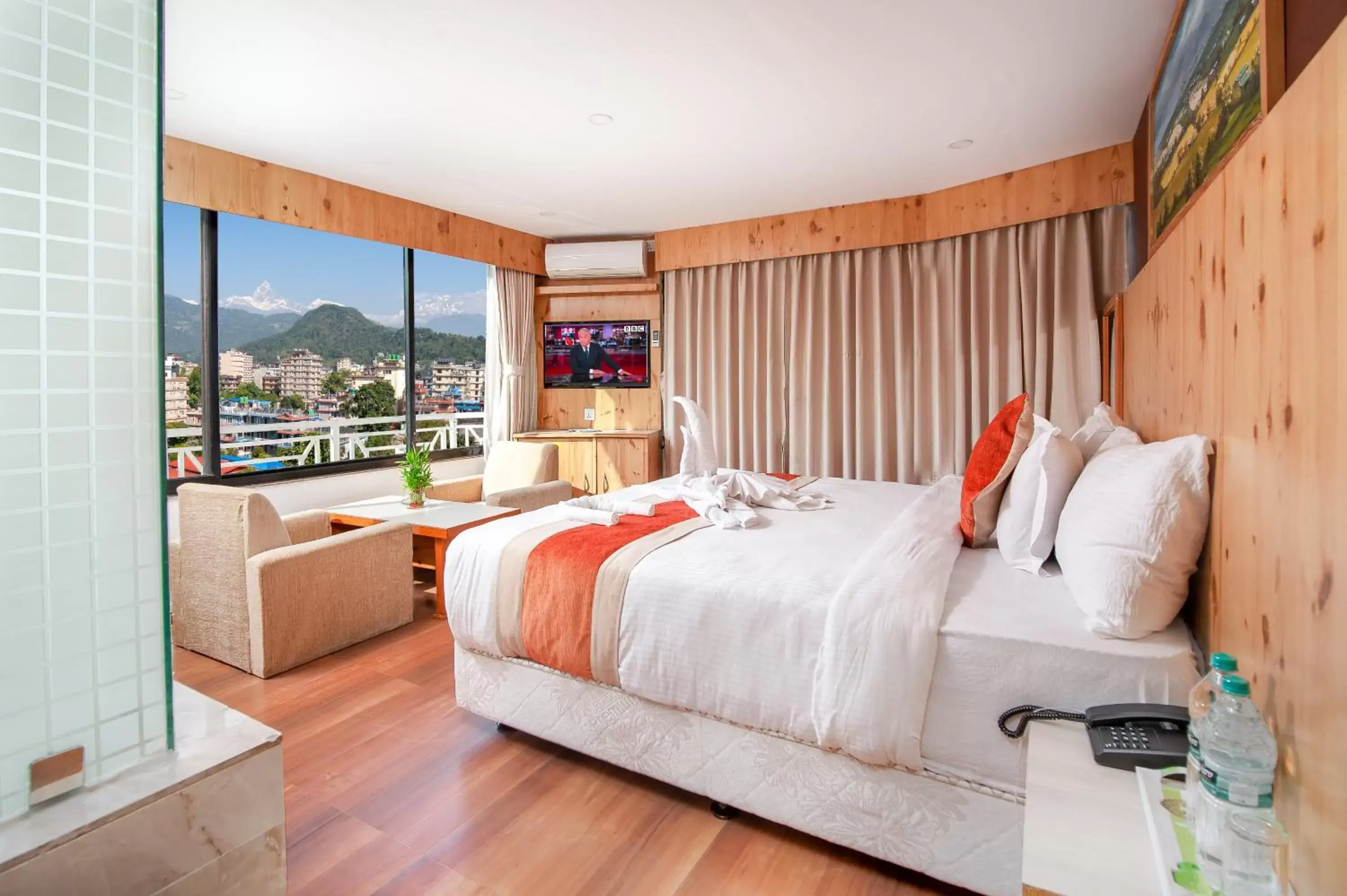 Bed in Trekkers Inn Boutique Hotel Pokhara Bed in Trekkers Inn Boutique Hotel Pokhara