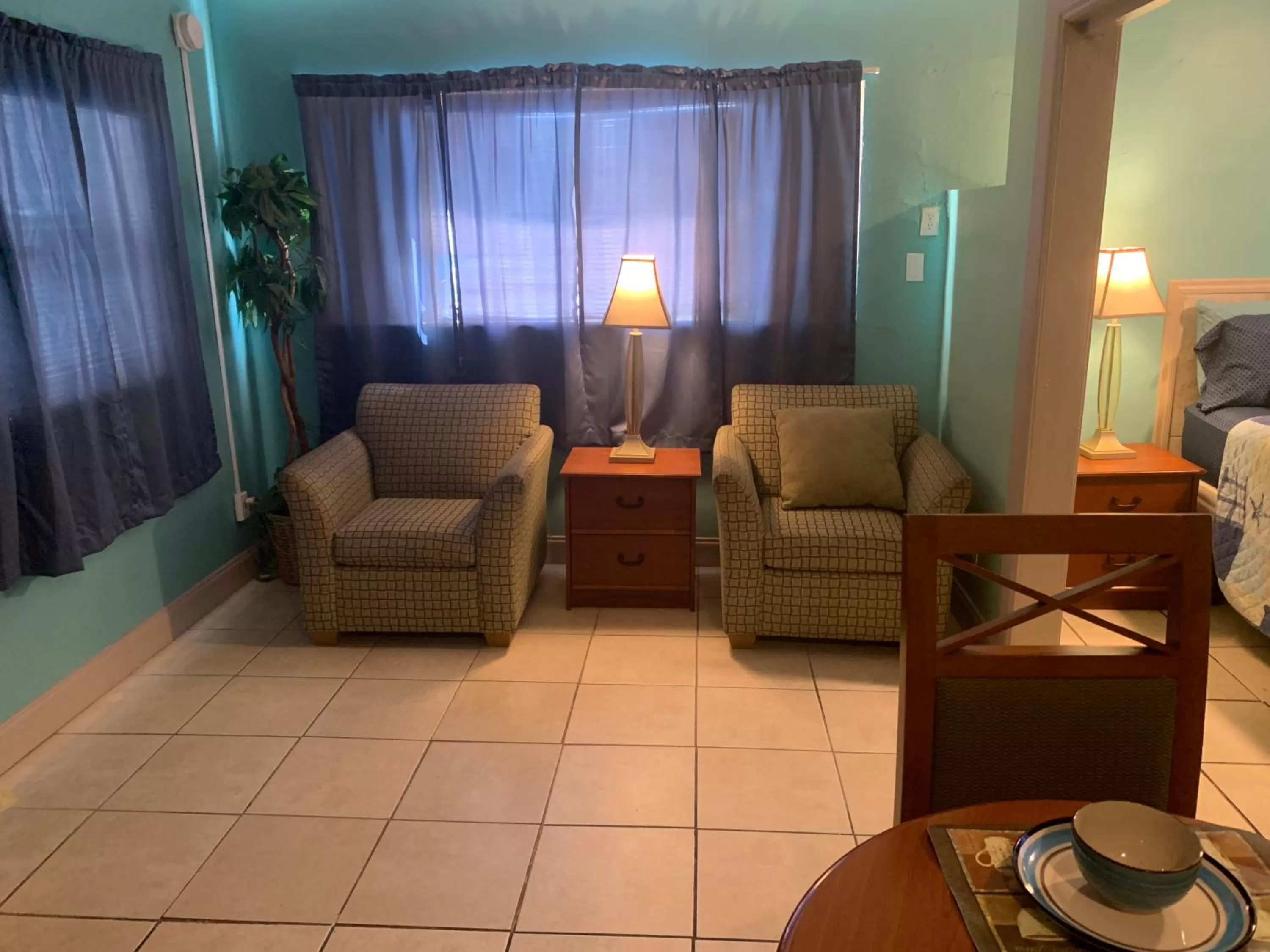 Living room, Seating Area in Michaels Siesta Studios