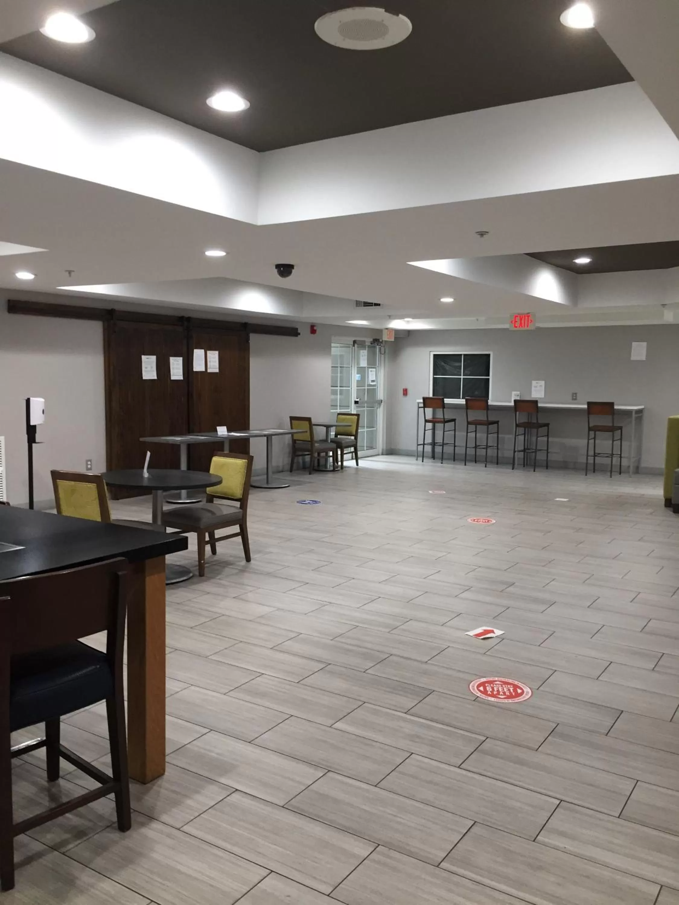 Food in Holiday Inn Express & Suites Orangeburg by IHG