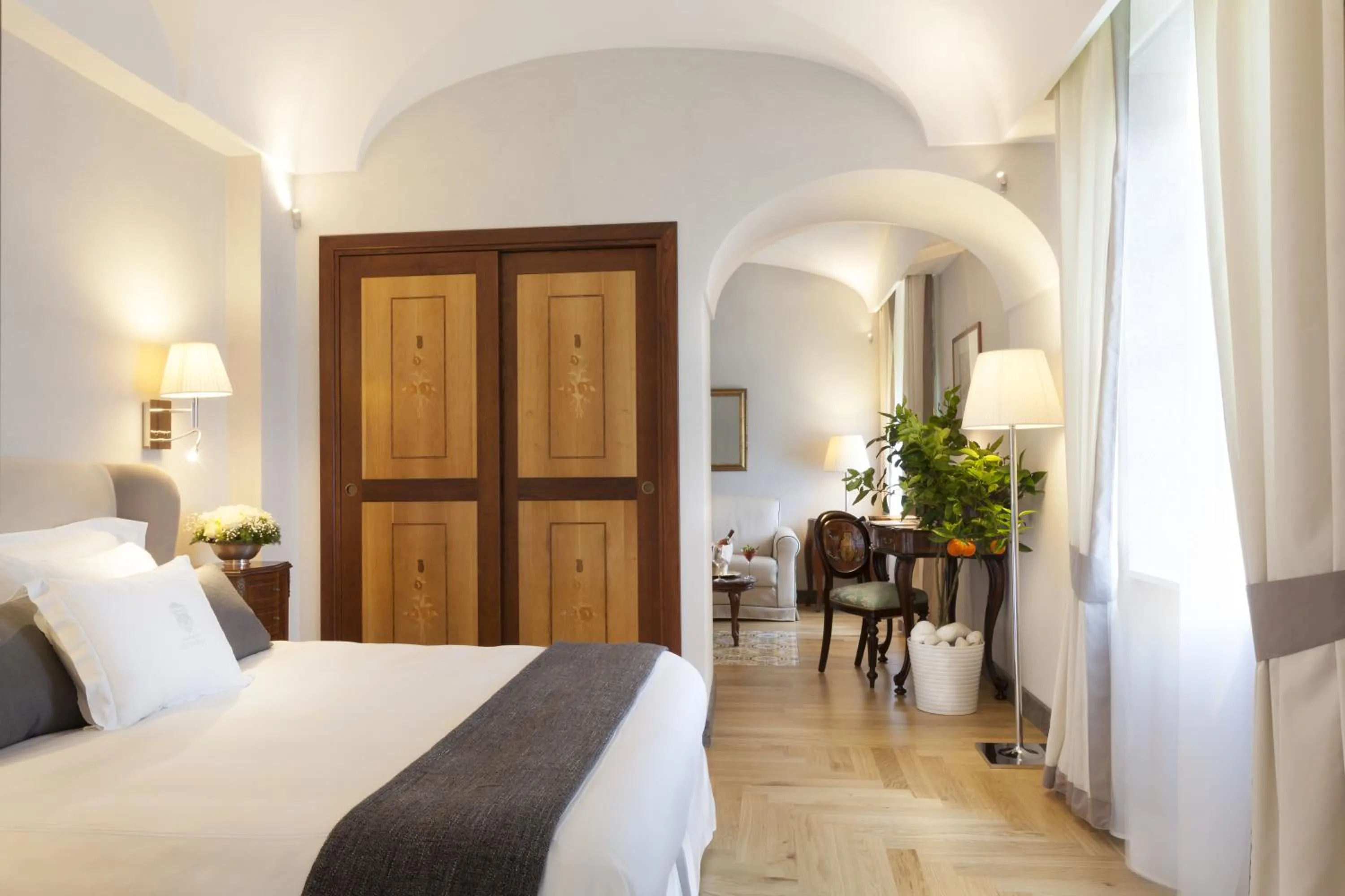 Junior Suite with Garden View in Grand Hotel Cocumella