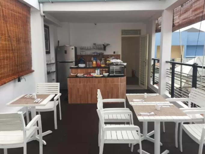 Restaurant/Places to Eat in CHEZ LOTUS VN