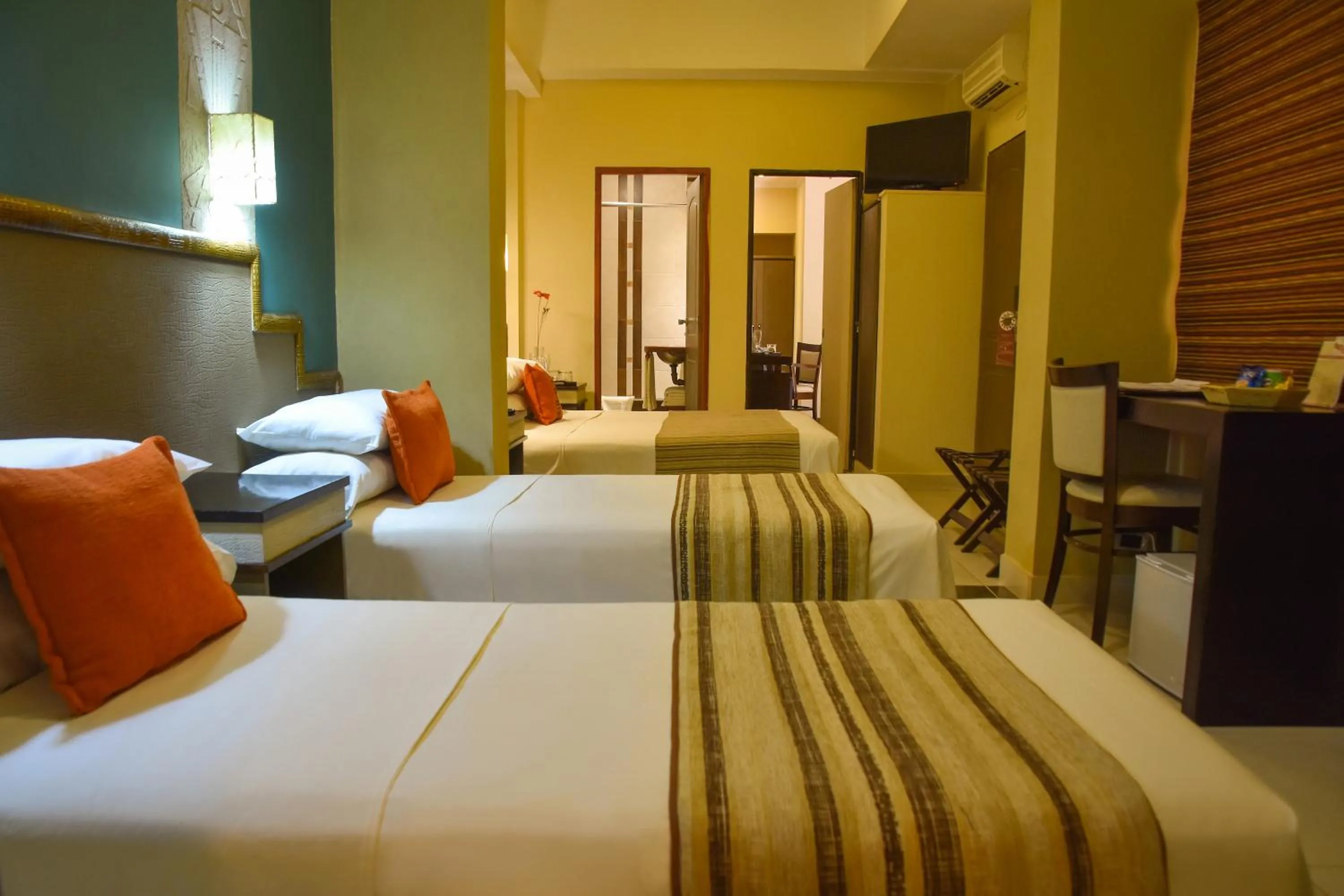 bunk bed, Bed in Hotel Inkai