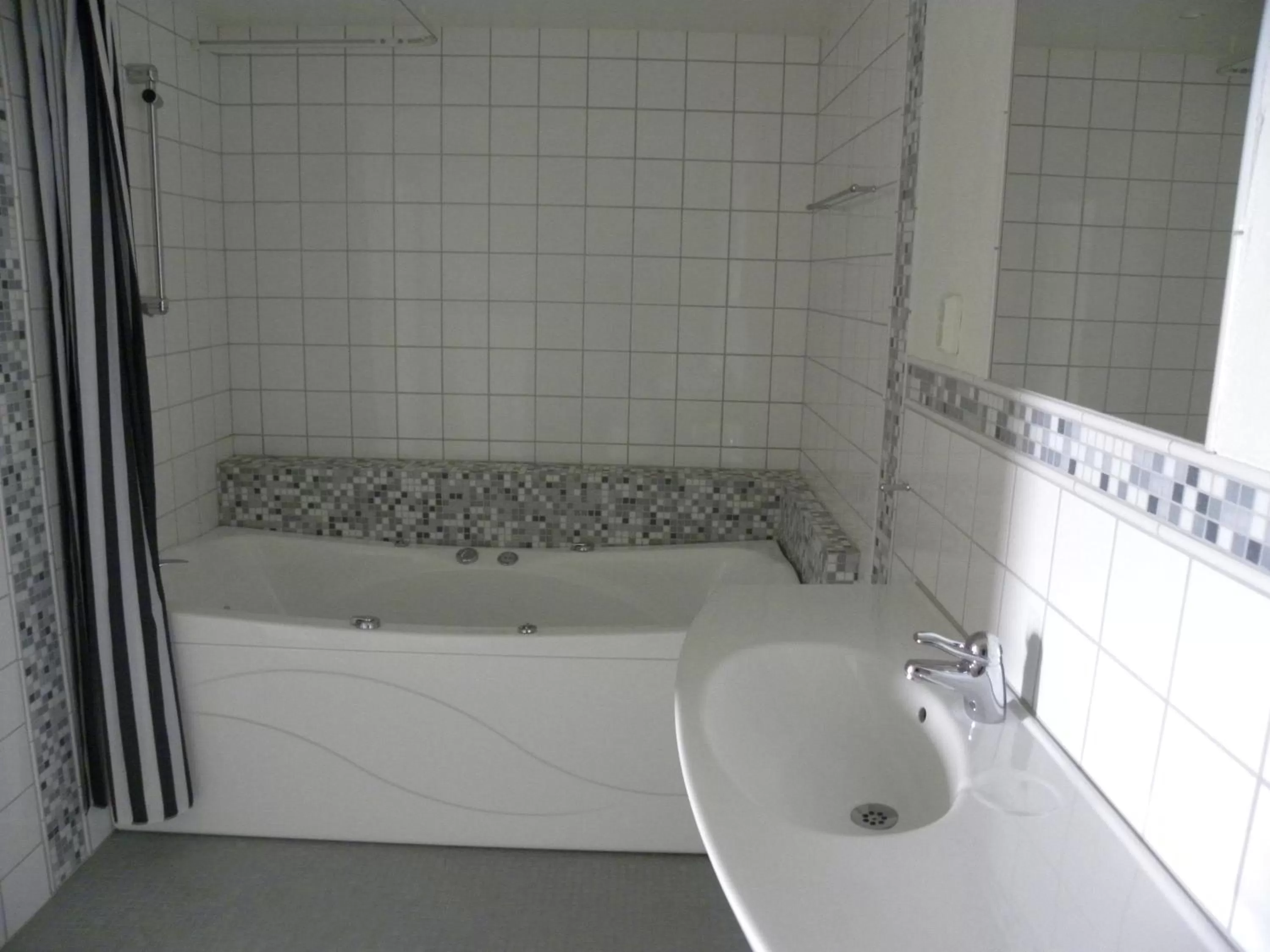 Hot Tub in Glimminge Bed & Breakfast