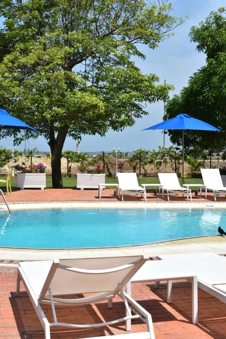 Swimming Pool in Porto Bello Hotel Boutique