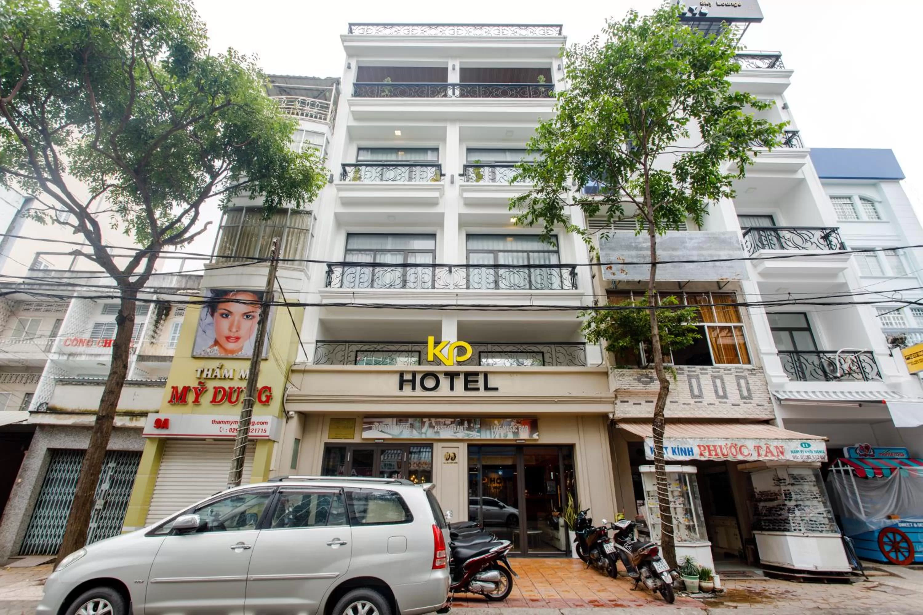 Property building in KP Hotel