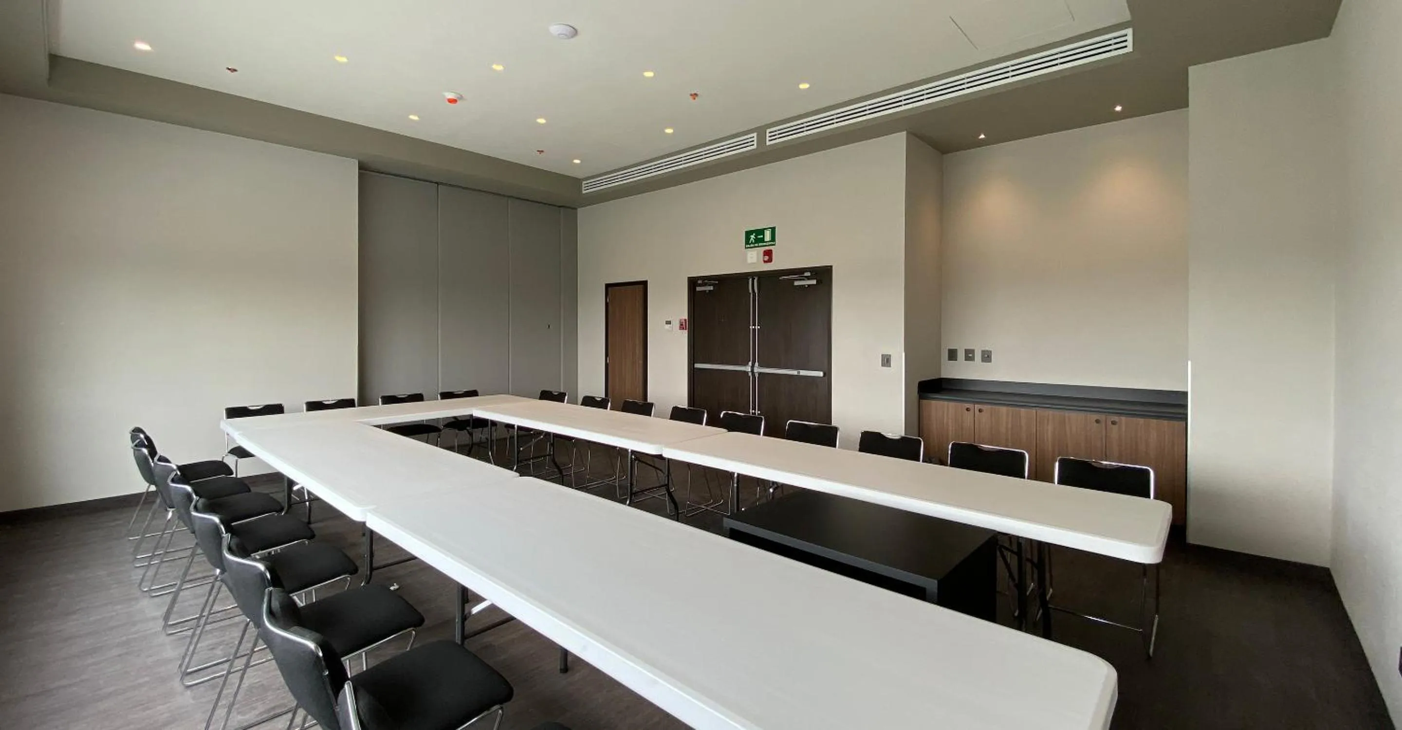 Meeting/conference room in Hotel MX mas cuautitlan Izcalli, Trademark by Wyndham