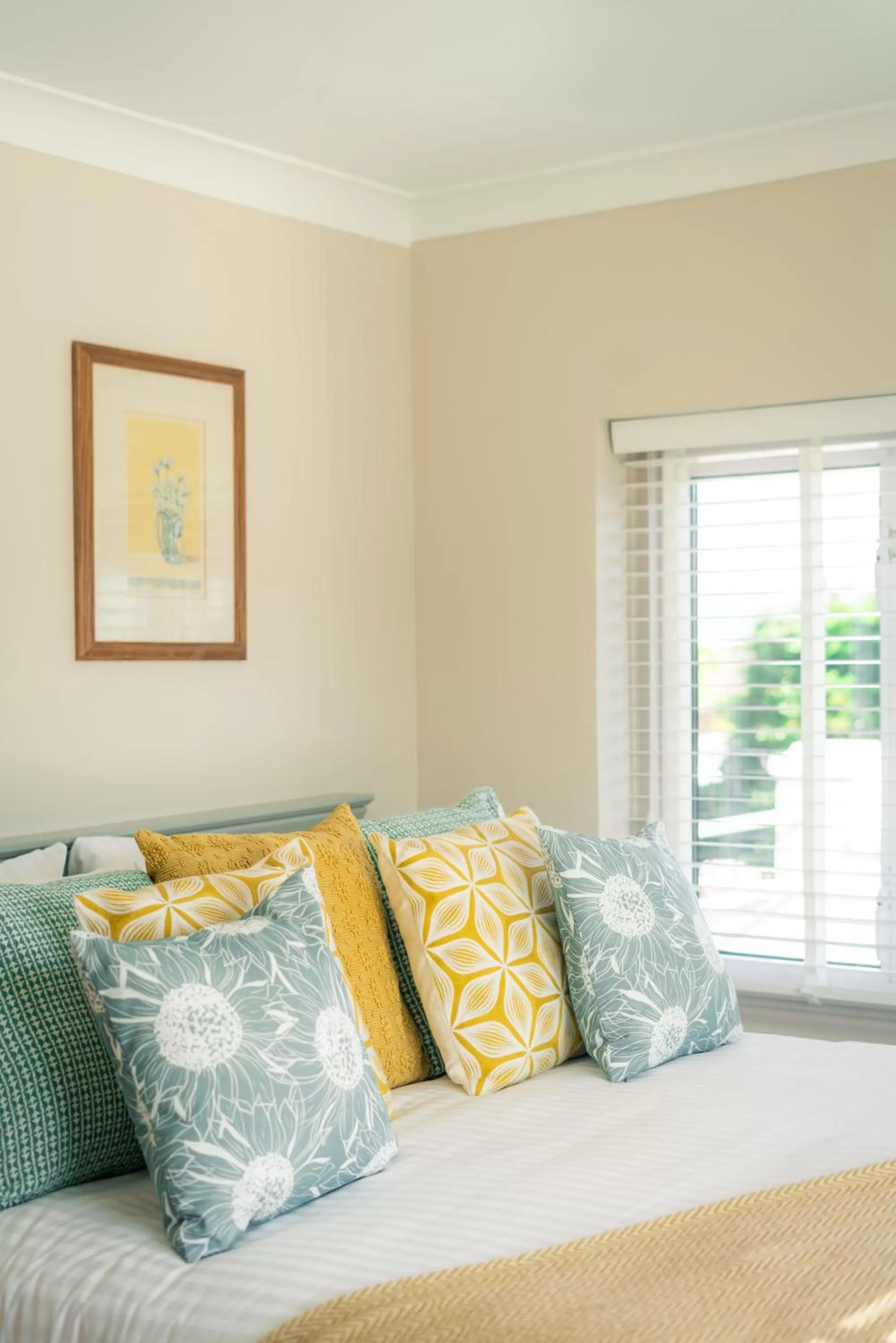 Bedroom, Bed in The Seaview, East Preston