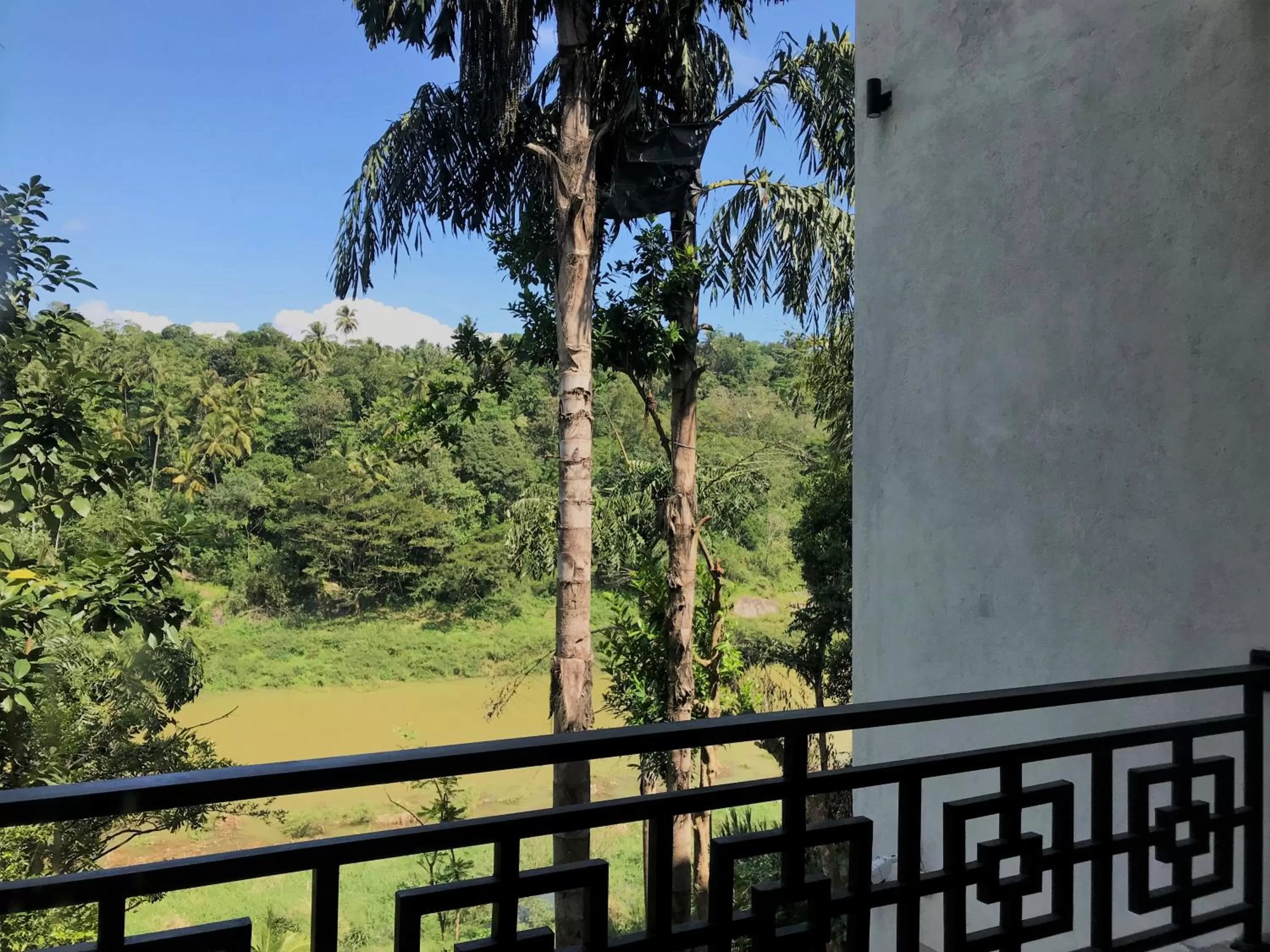 Kandy Rivers Edge Nature Resort