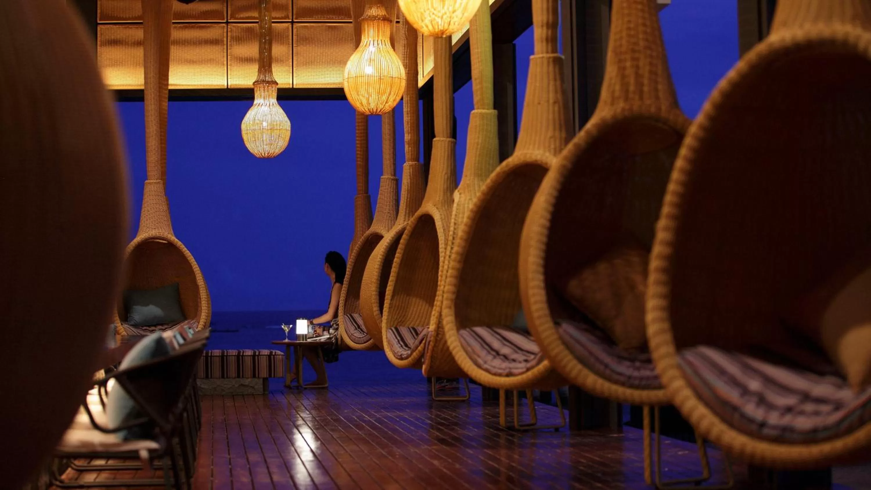 Lounge or bar in InterContinental Sanya Resort by IHG