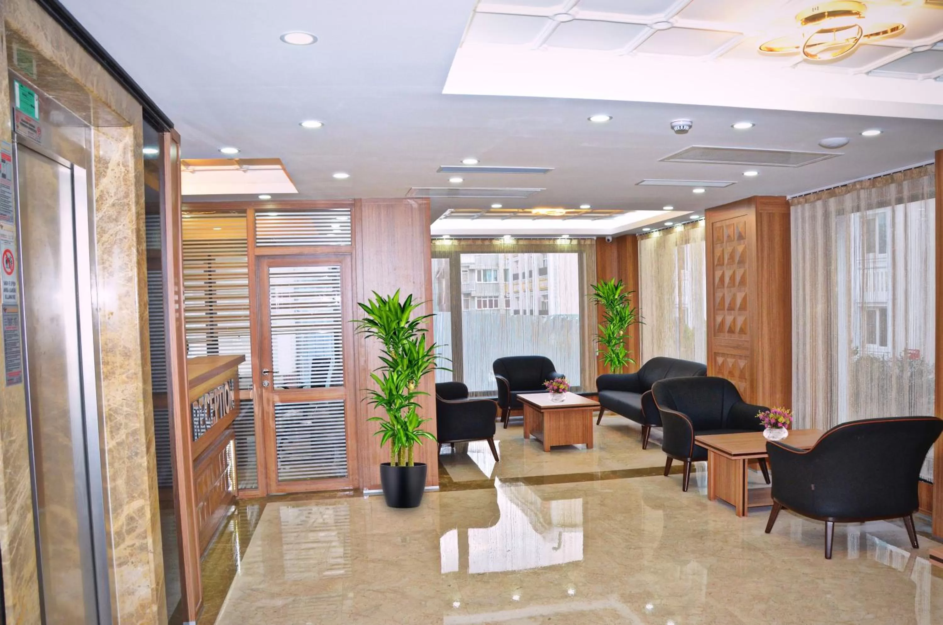 Lounge or bar in Hotel La SERA