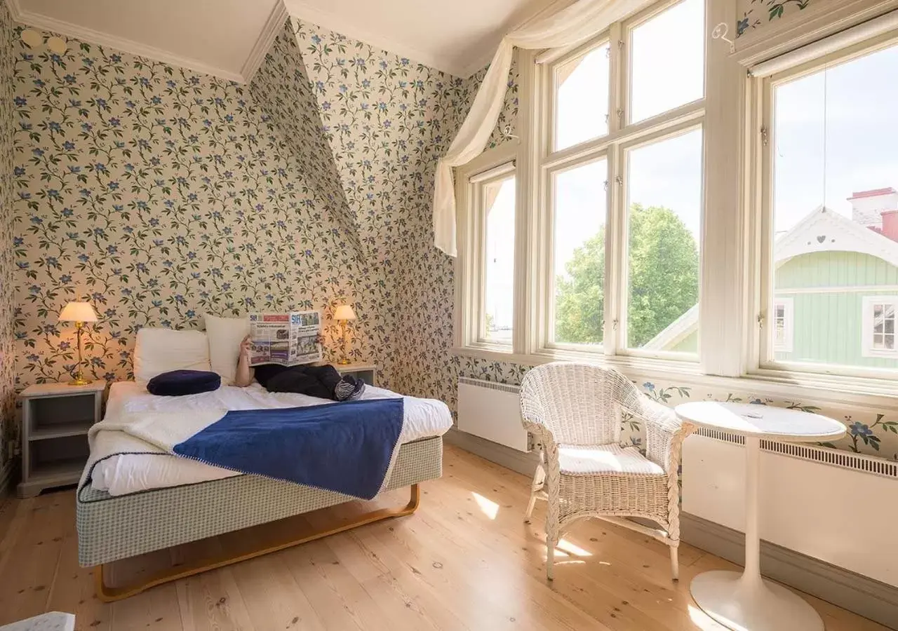 Twin Room with Lake View - single occupancy - Villa Viktoria in Hotel Bellevue Twin Room with Lake View - single occupancy - Villa Viktoria in Hotel Bellevue