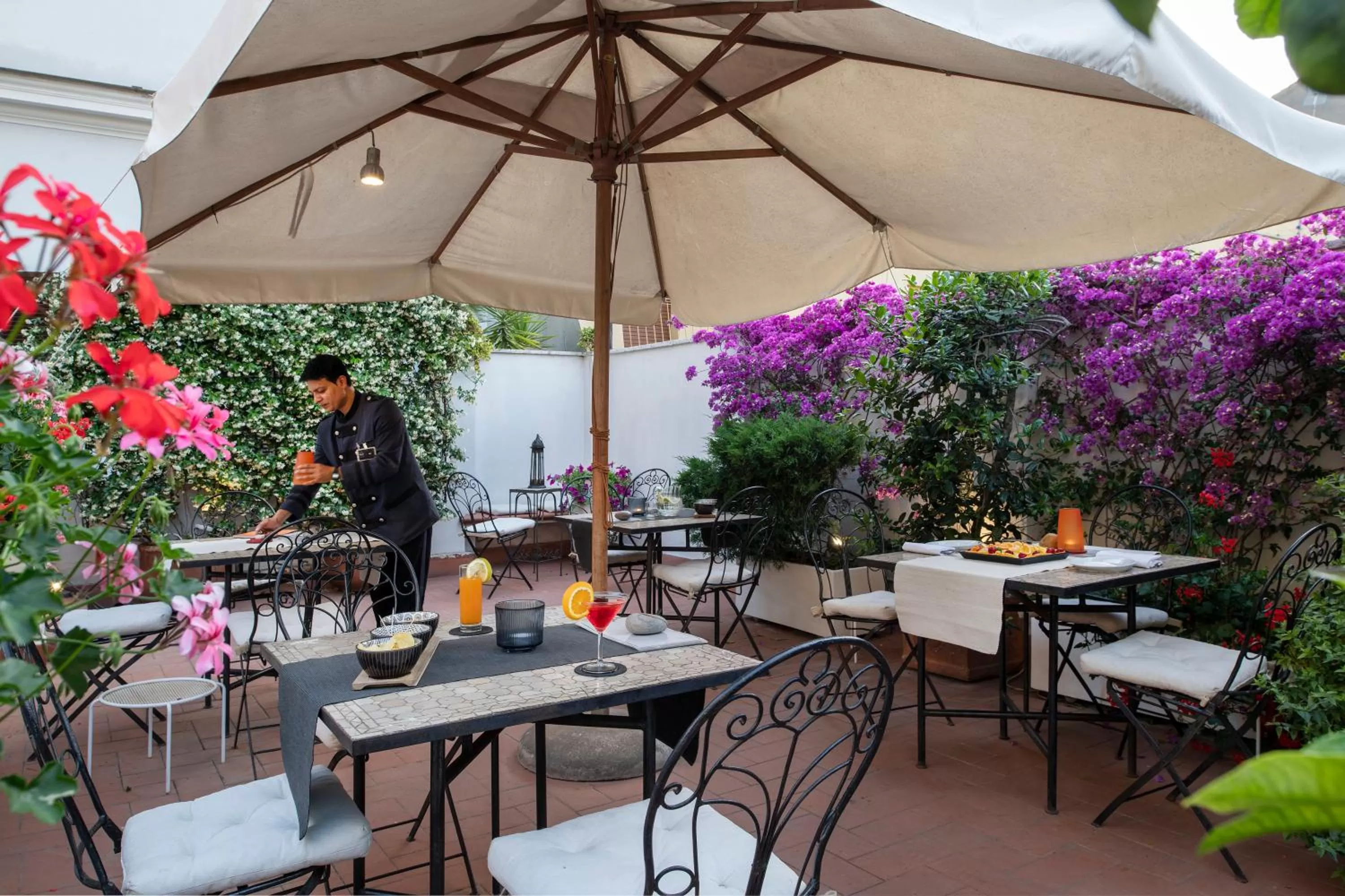 Breakfast in Alpi Hotel