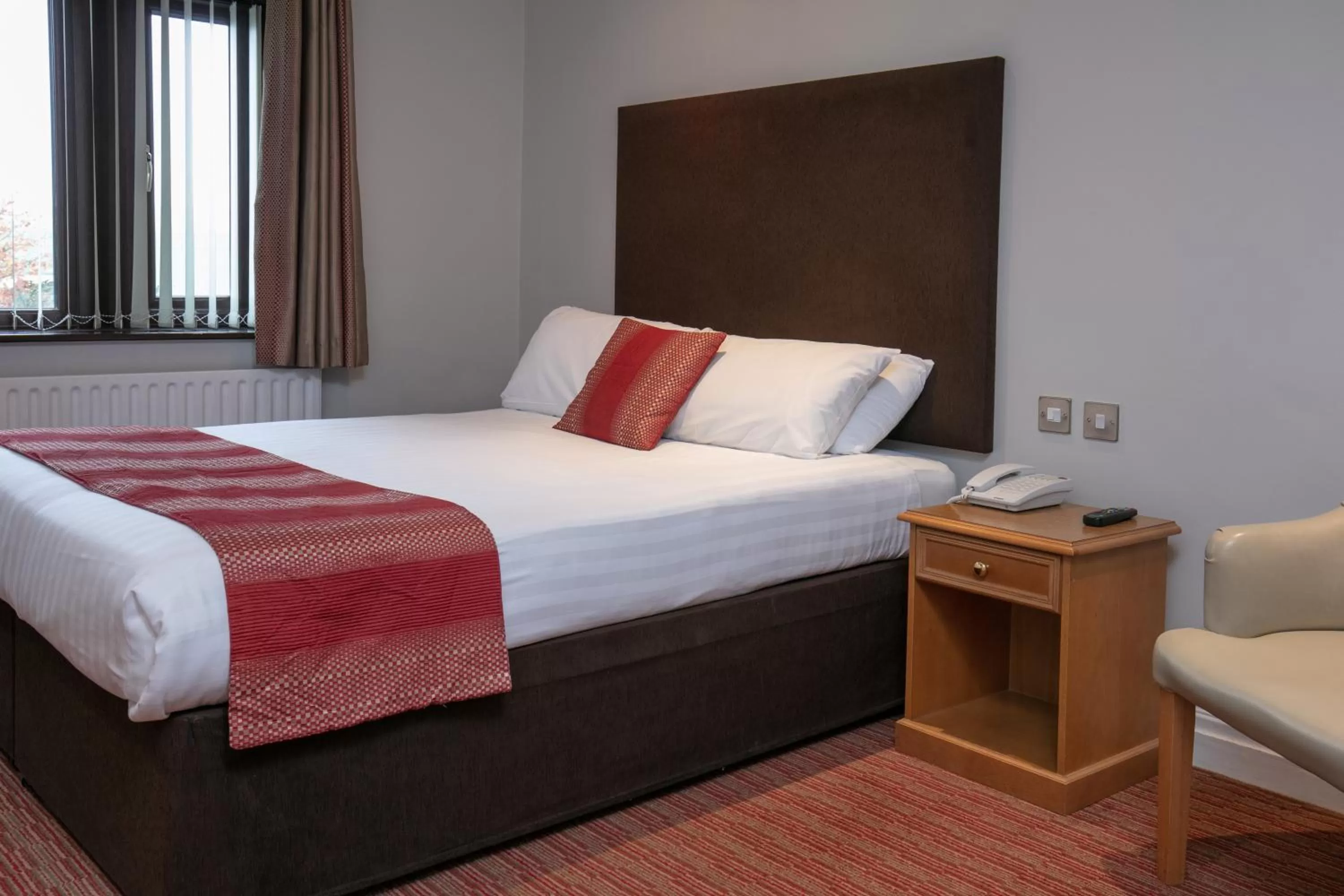 Bedroom, Bed in Best Western Bradford Guide Post Hotel