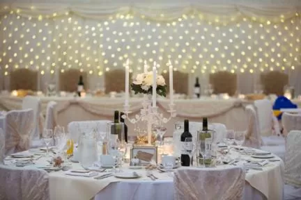 Restaurant/places to eat in Donnington Grove Hotel & Golf Club