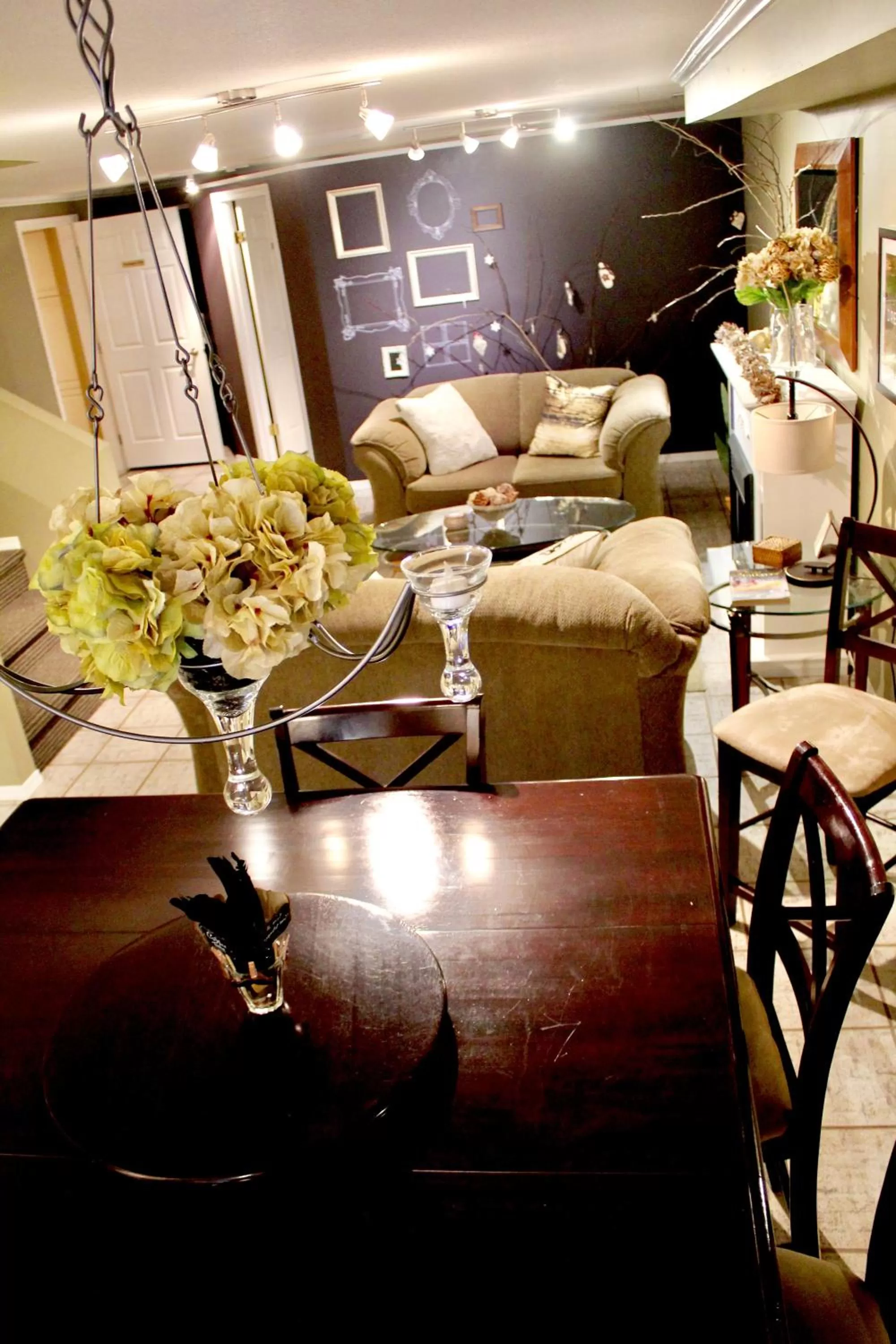 Communal lounge/ TV room in Evergreen Bed & Breakfast