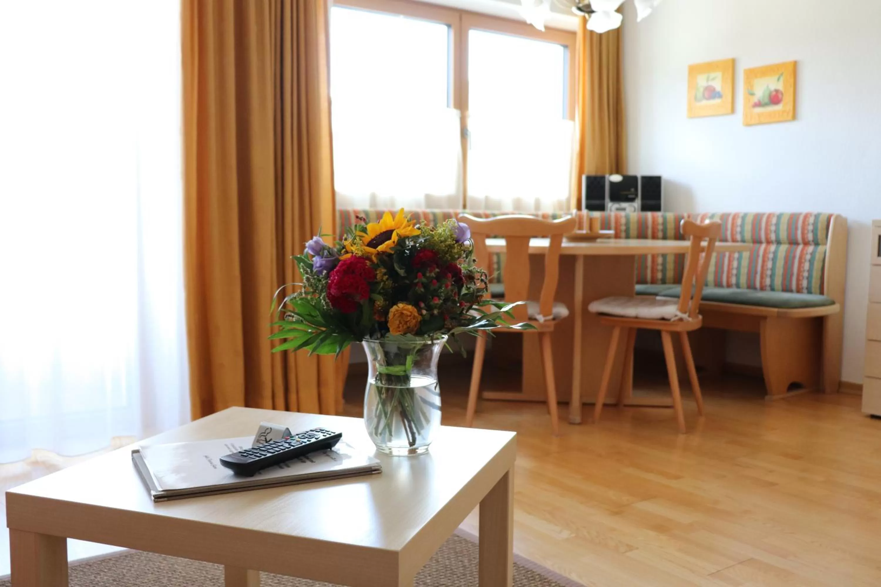 Dining area in Hotel Theresia Garni