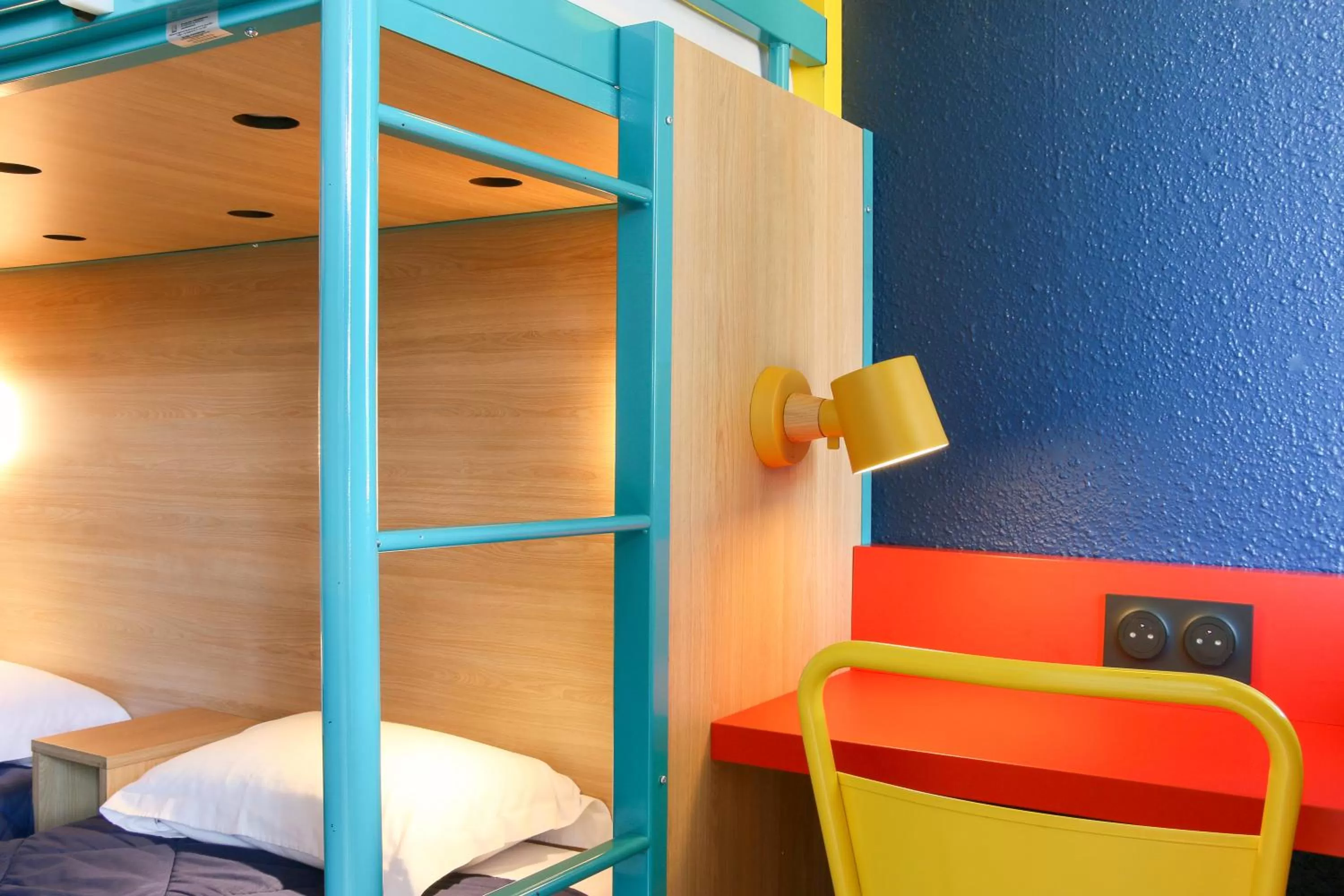 Bedroom, Bed in Première Classe Aéroport Marseille