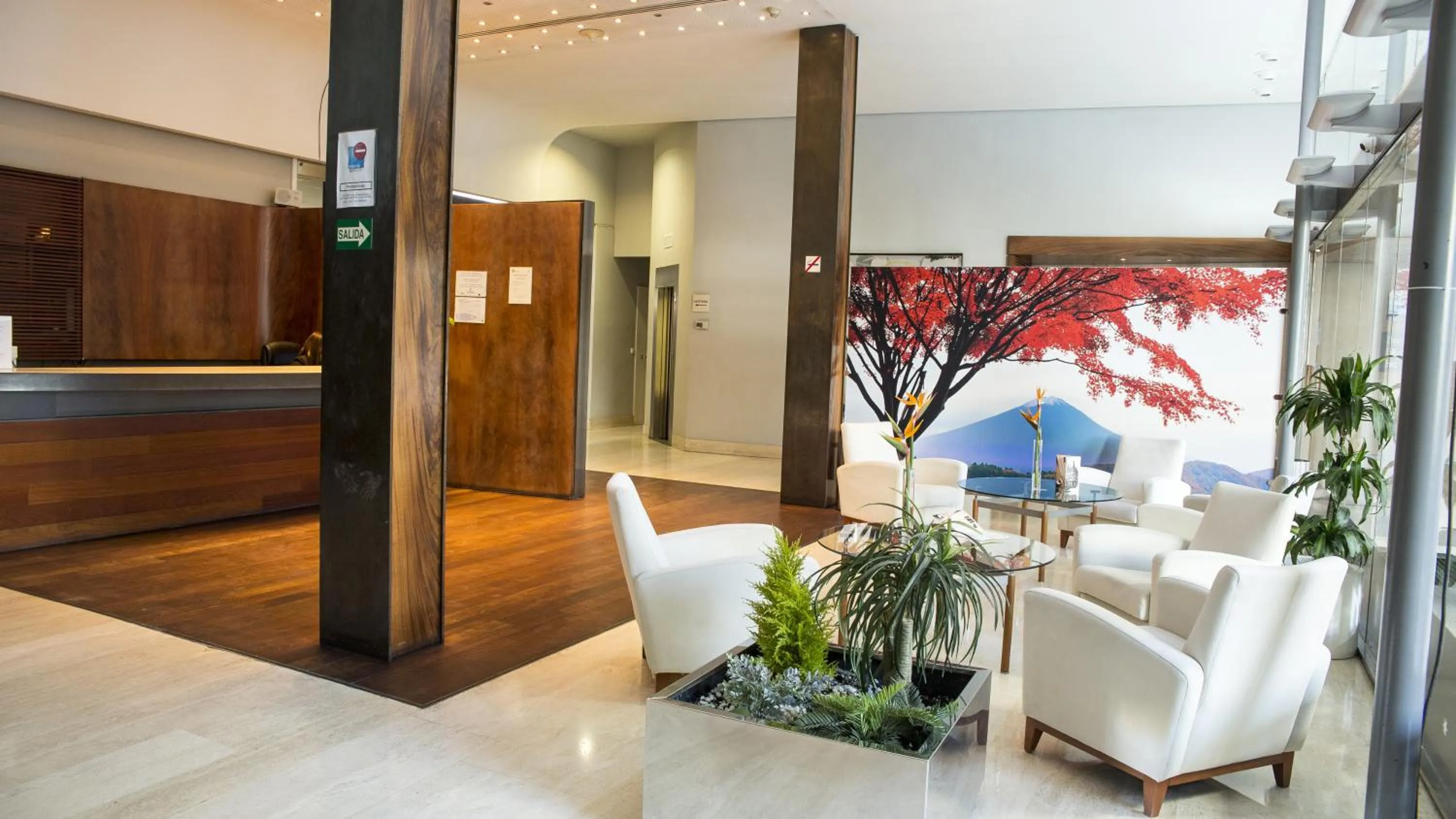 Lobby or reception in Gran Hotel Albacete