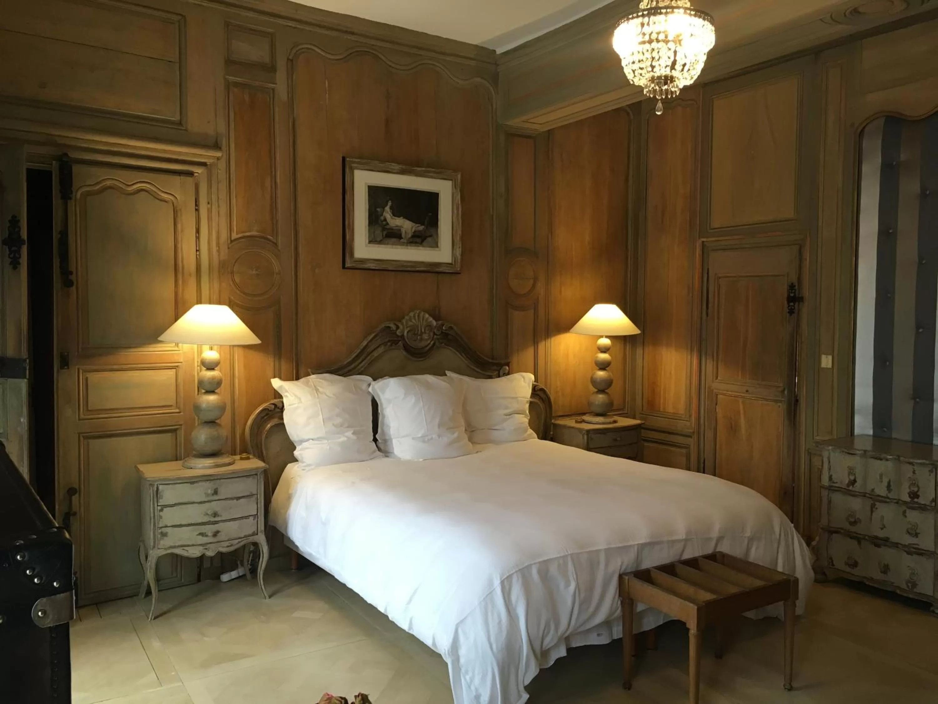 Photo of the whole room, Bed in Demeure des Vieux Bains