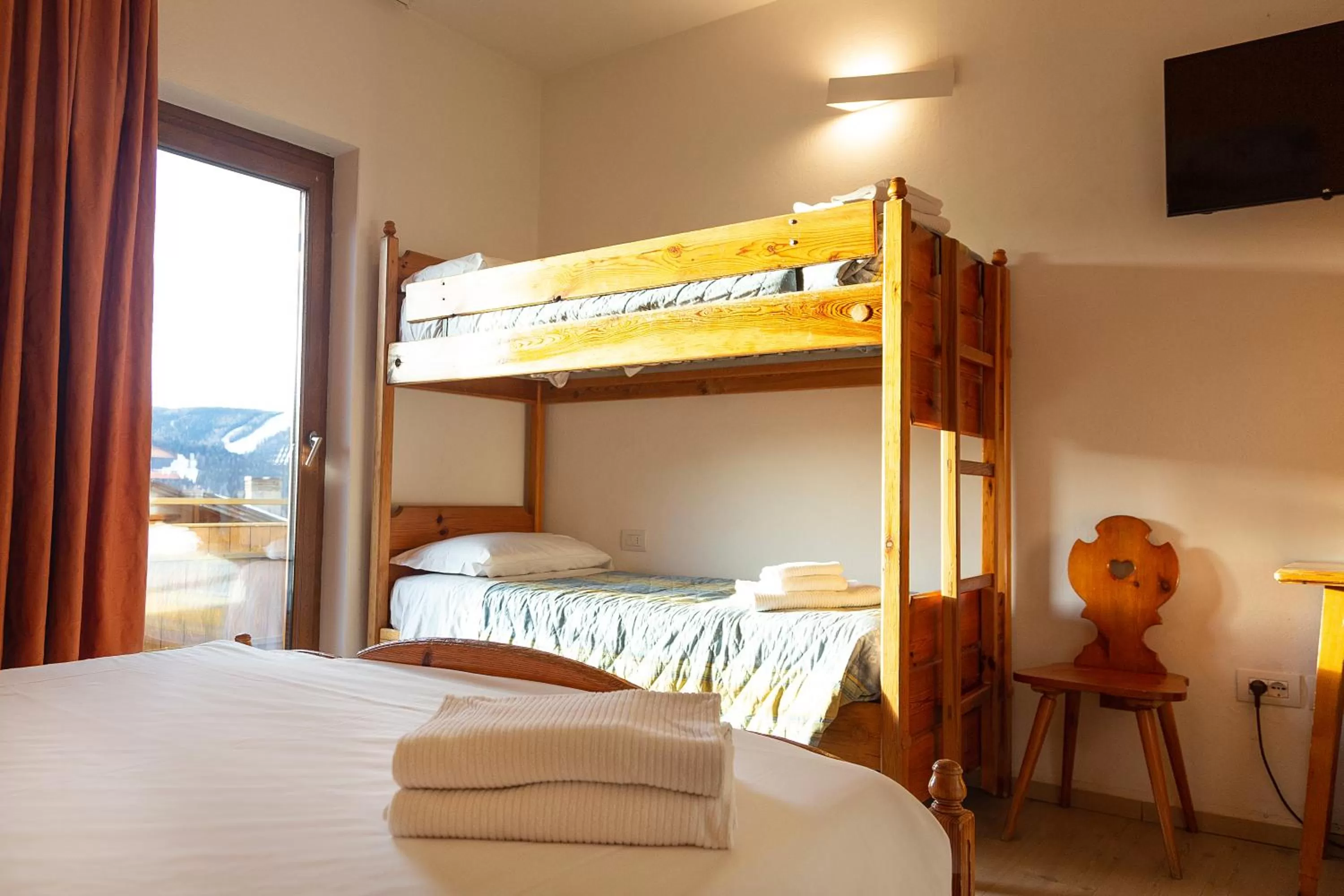 bunk bed, Bed in Hotel Villaggio Nevada