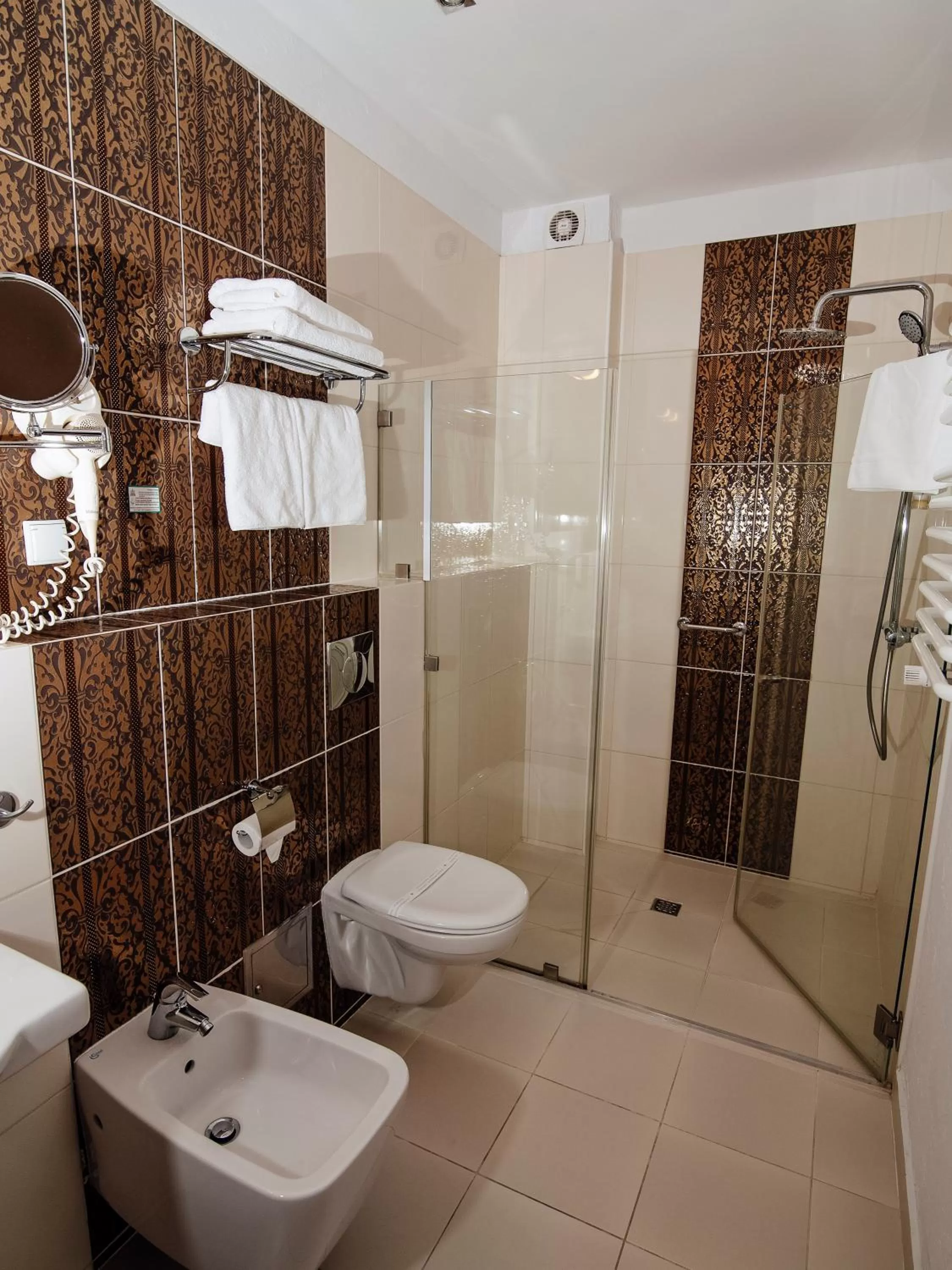 Shower in Hotel Zamek Gniew