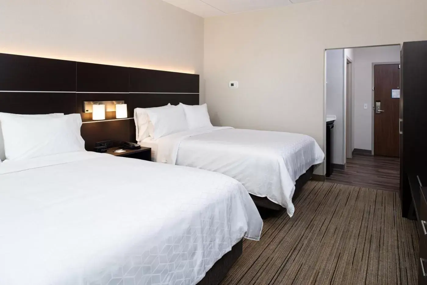 Standard Room with Two Queen Beds in Holiday Inn Express & Suites - Romeoville - Joliet North by IHG Standard Room with Two Queen Beds in Holiday Inn Express & Suites - Romeoville - Joliet North by IHG