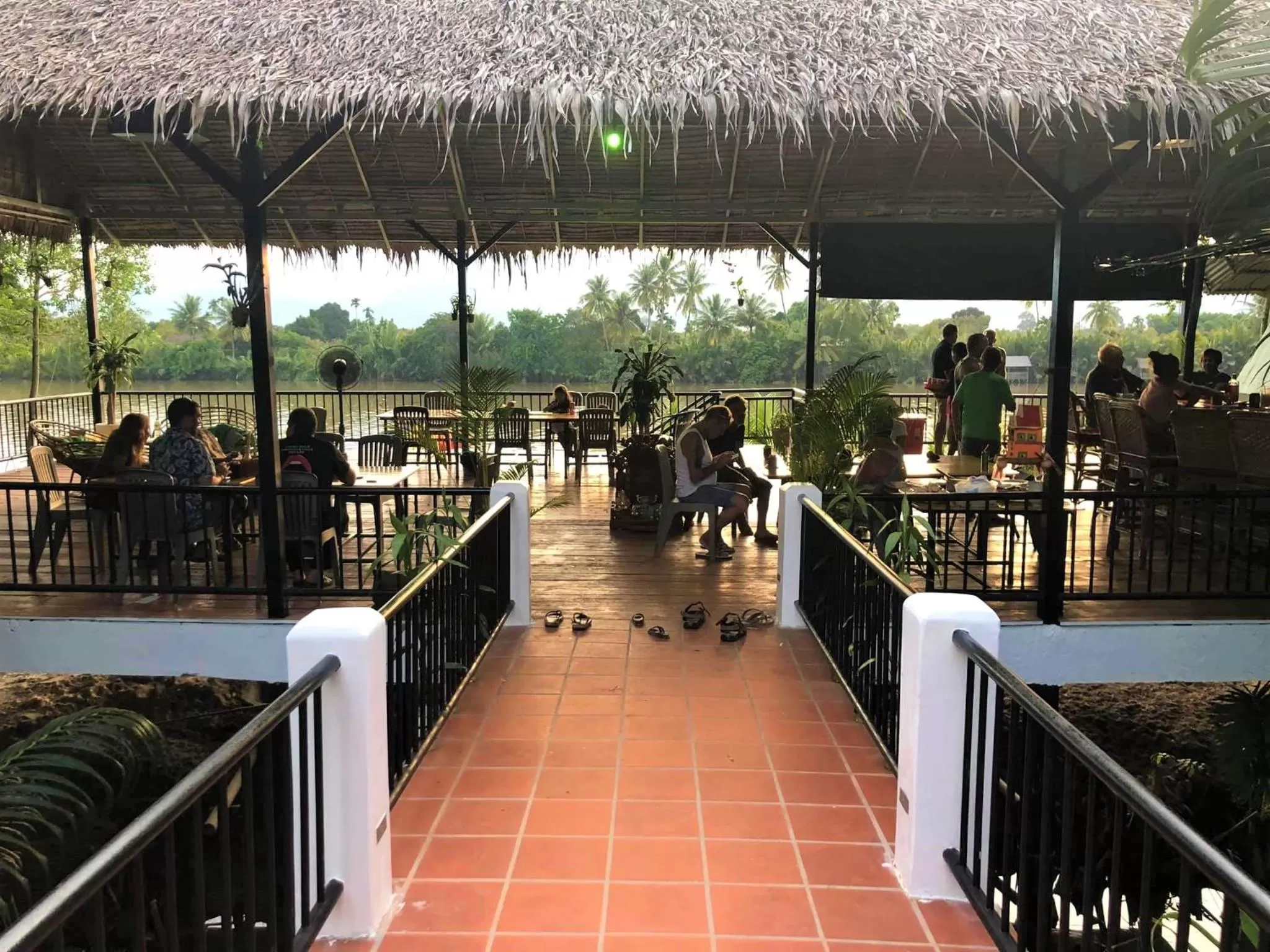 Food and drinks in Green Mango Bungalows