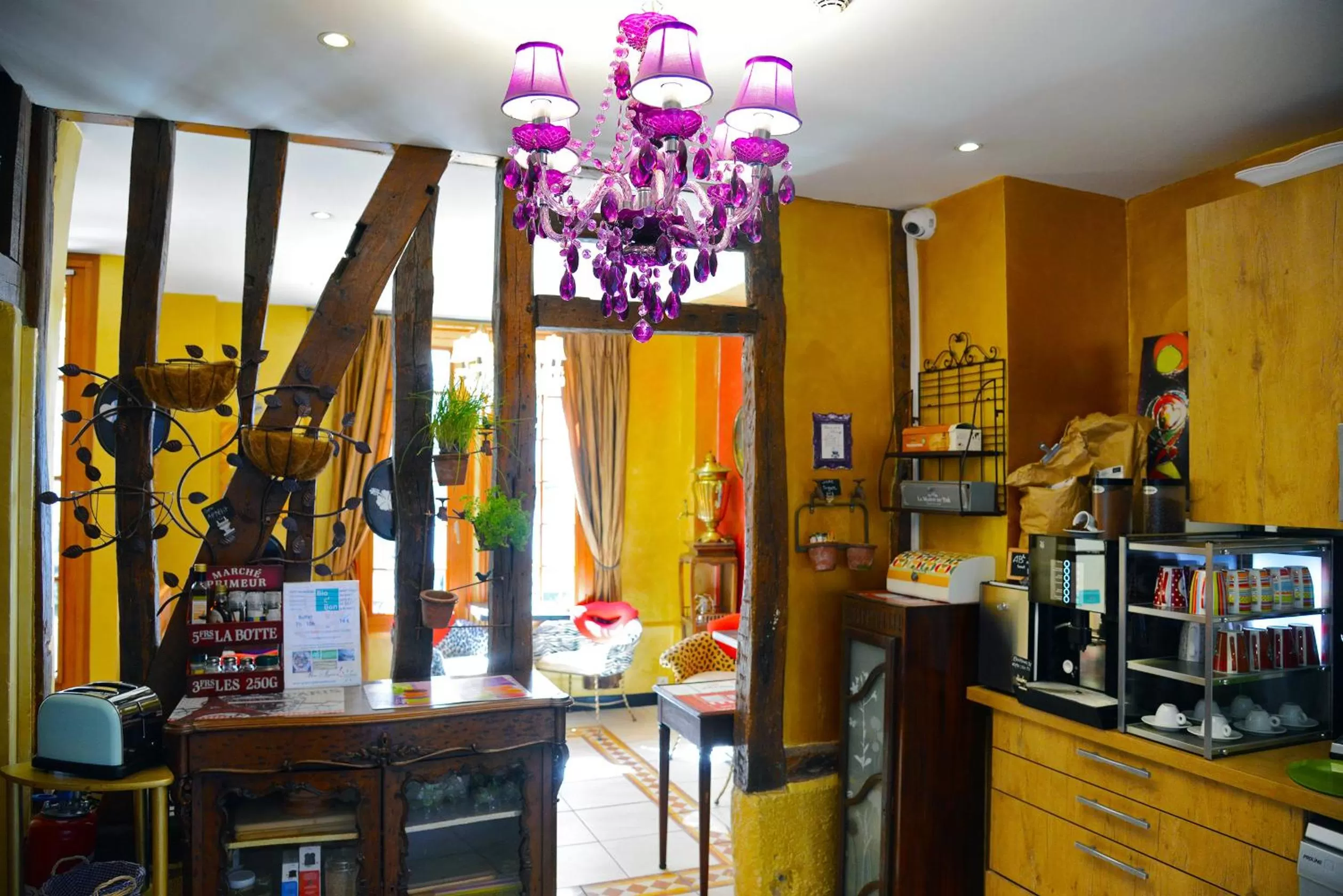 Patio in Hôtel Malar