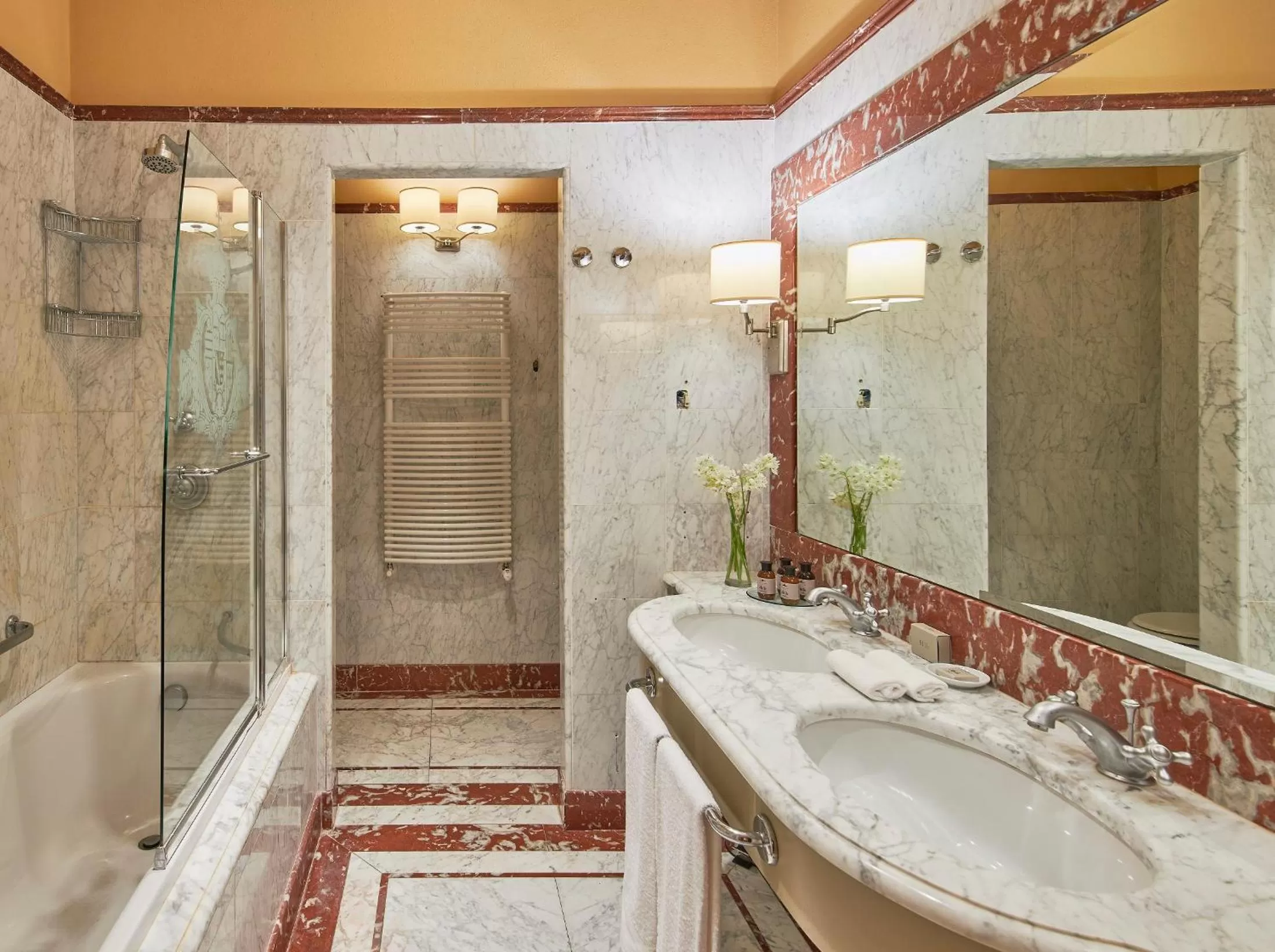 Bathroom in Bagni Di Pisa Palace & Thermal Spa - The Leading Hotels of the World
